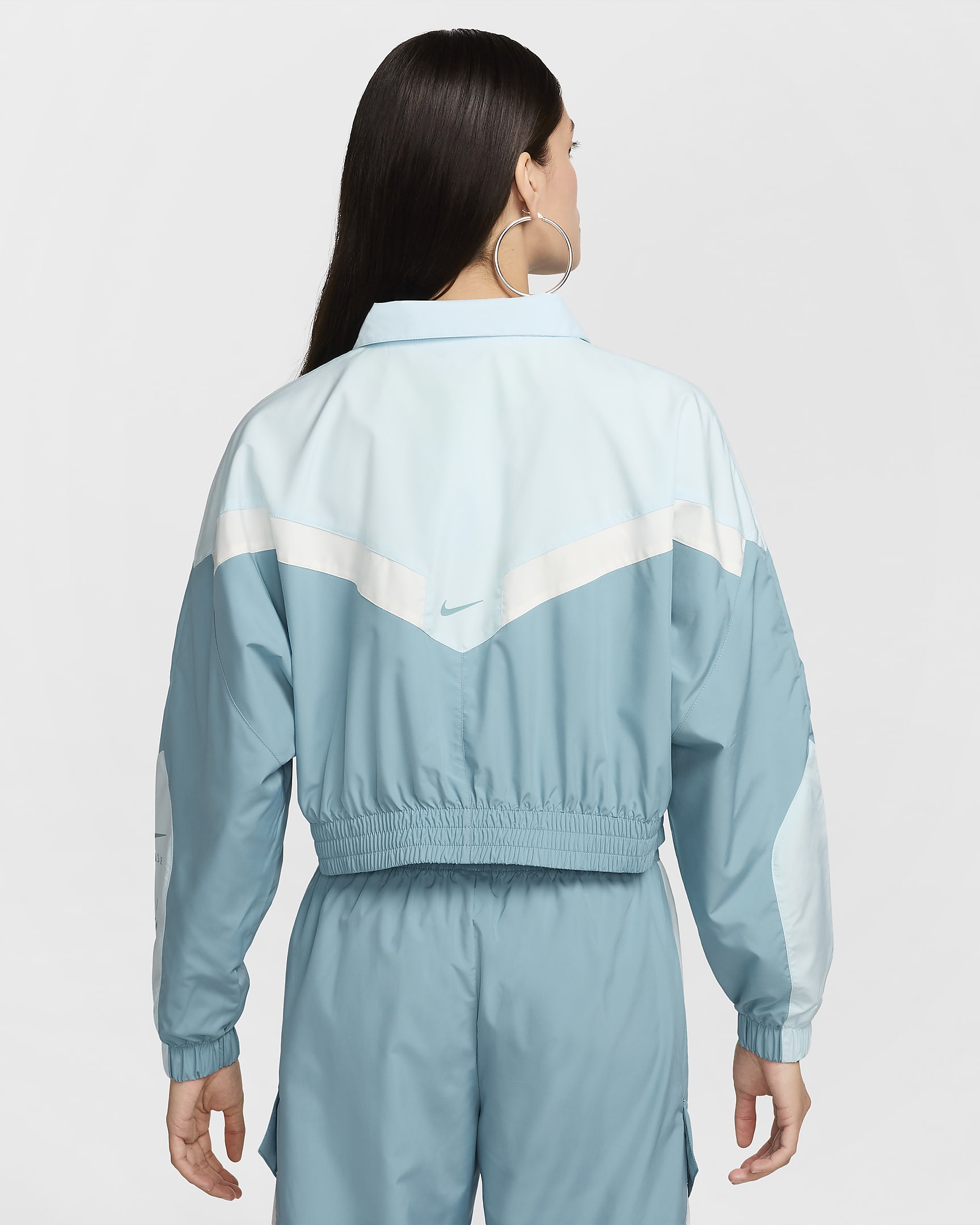 Nike Sportswear Women's Woven Jacket - Glacier Blue/Denim Turquoise/Sail