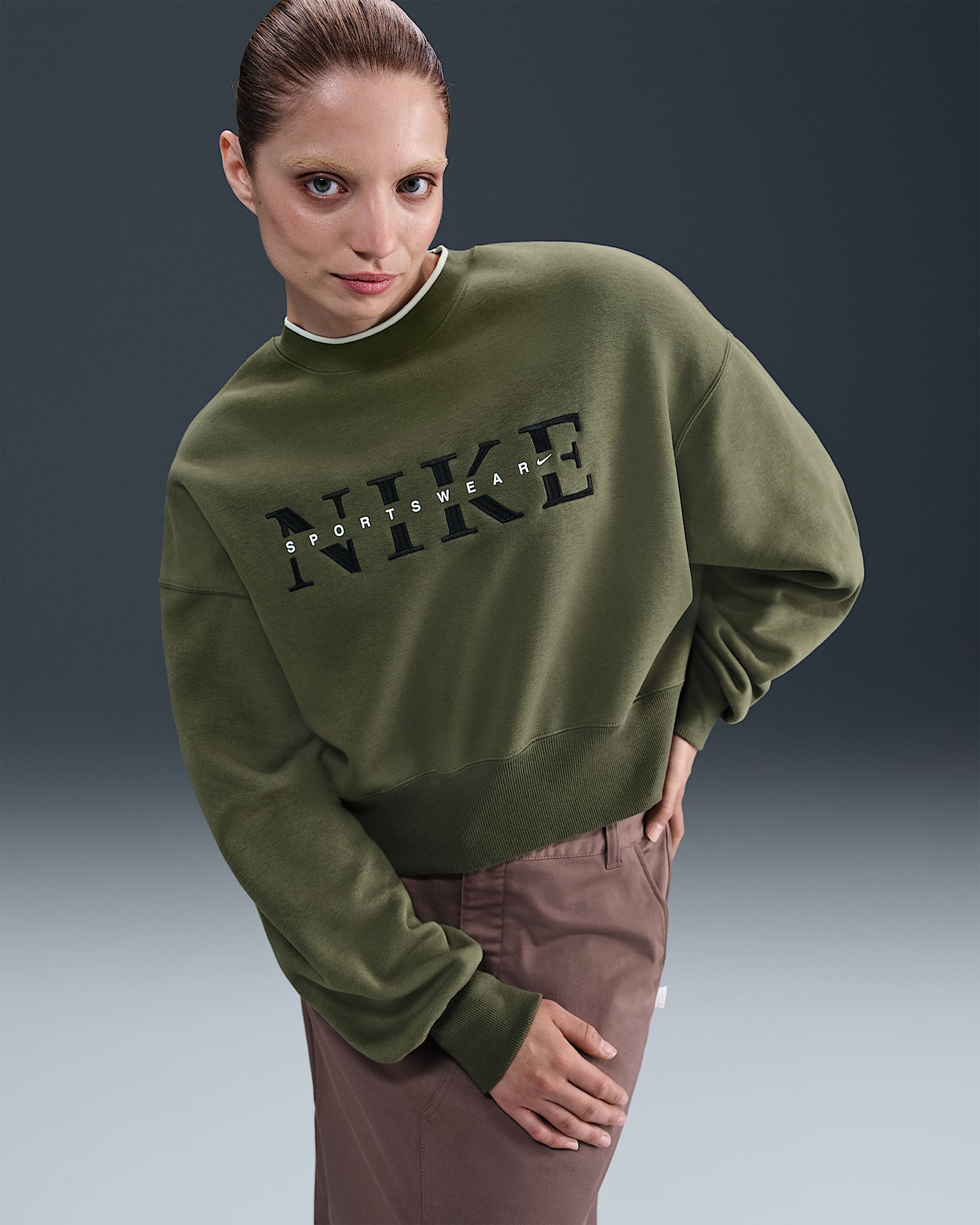 Nike Sportswear Phoenix Fleece Women's Oversized Crew-Neck Sweatshirt - Medium Olive
