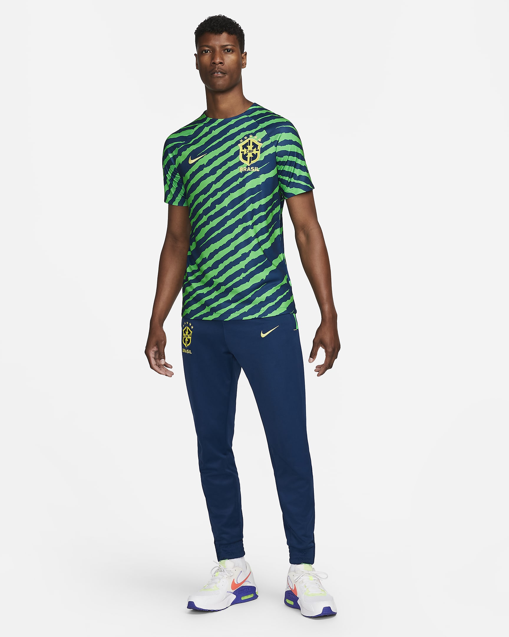 Brazil Travel Men's Knit Football Pants. Nike GB