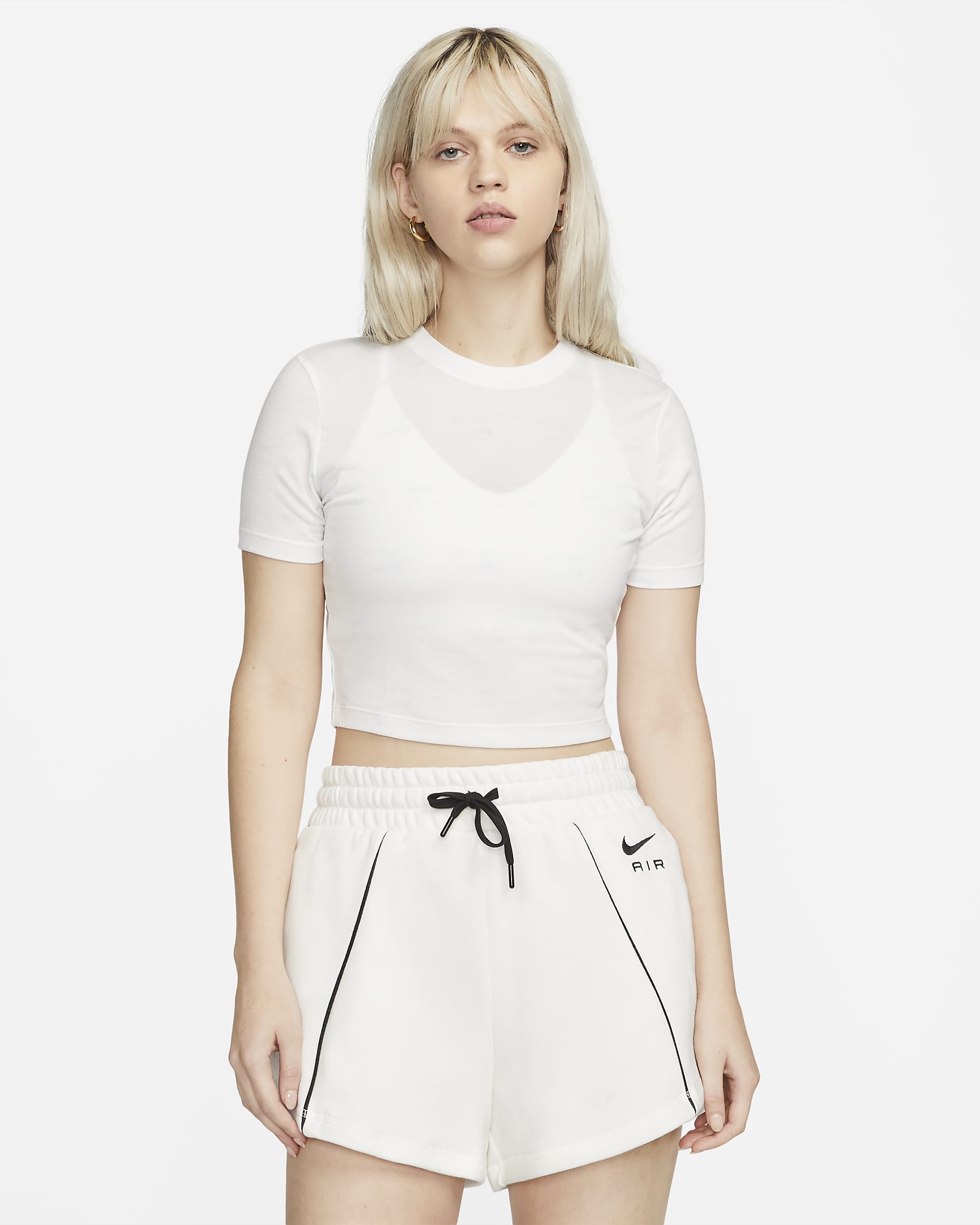 Nike Air Women's Slim-Fit Printed Crop T-Shirt. Nike RO