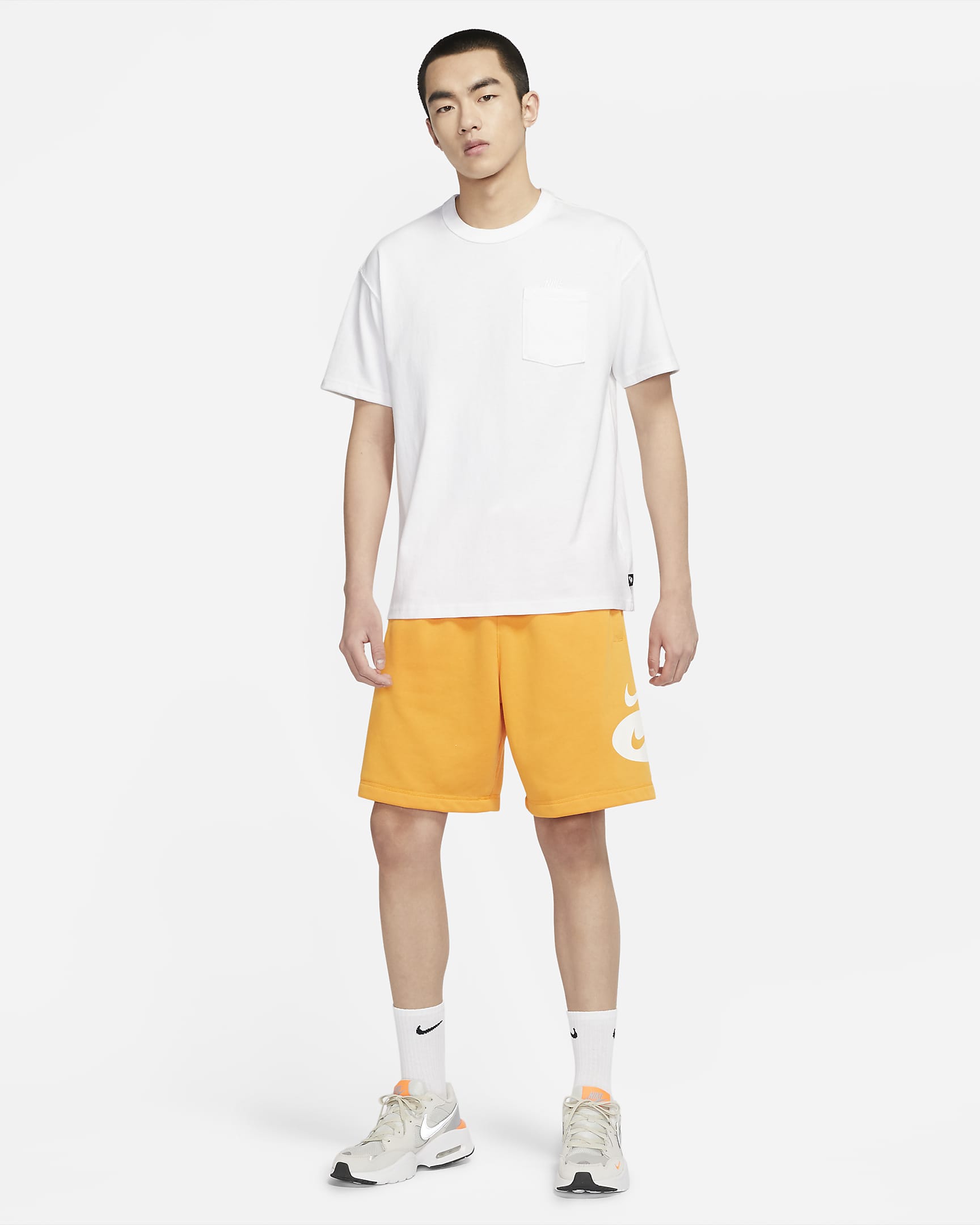 Nike Sportswear Premium Essentials Men's Pocket T-Shirt - White/White