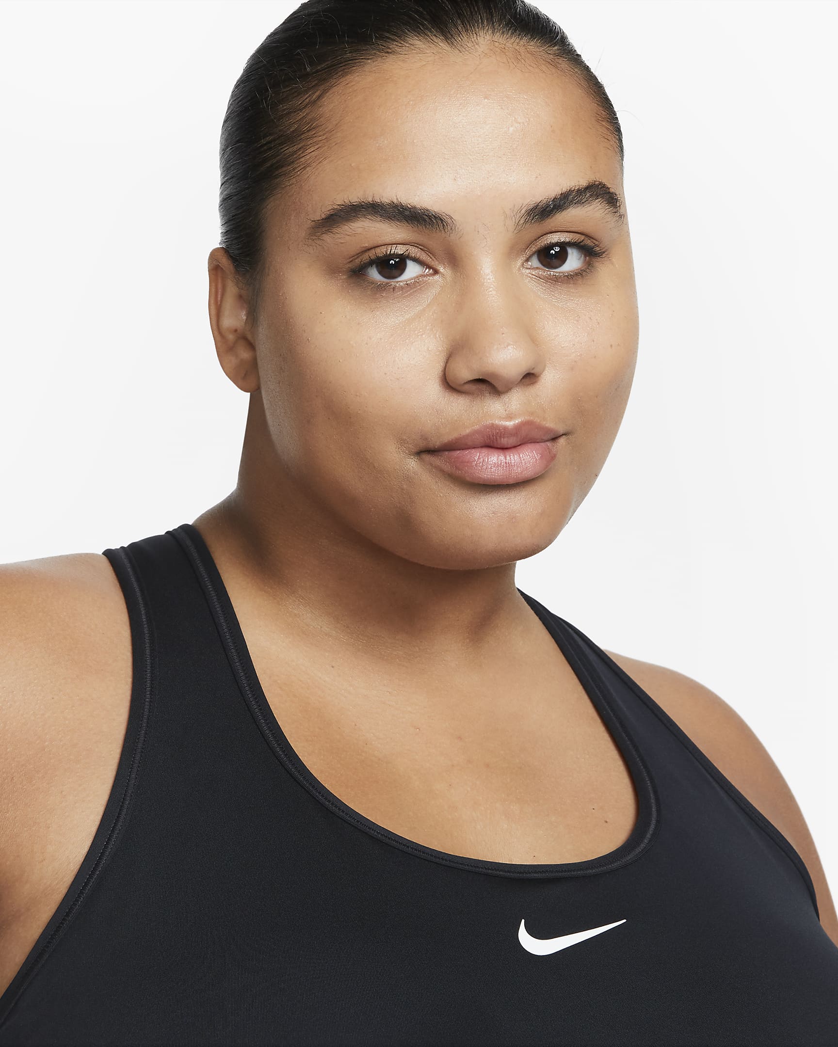 Nike Swoosh Medium Support polstret sports-BH til dame (Plus Size) - Svart/Hvit