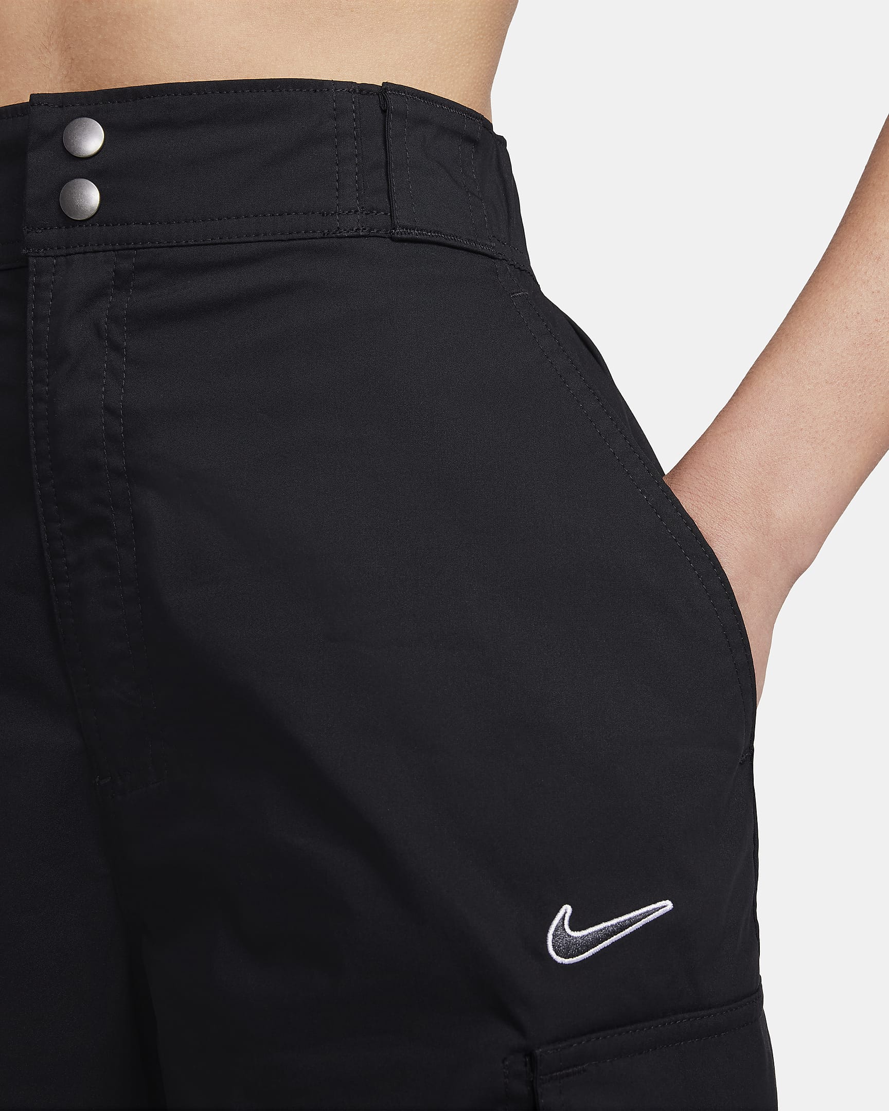 Nike Sportswear Women's High-Waisted Loose Woven Cargo Trousers - Black