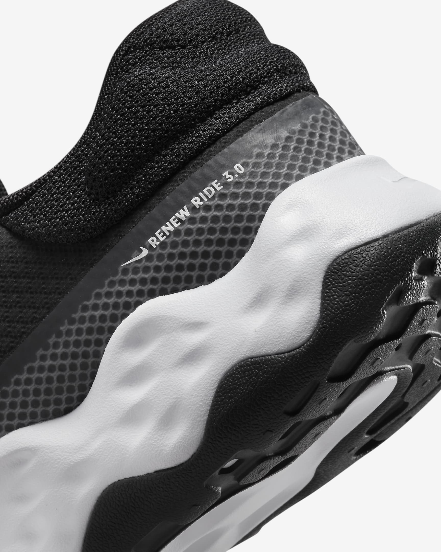 road runner shoes nike