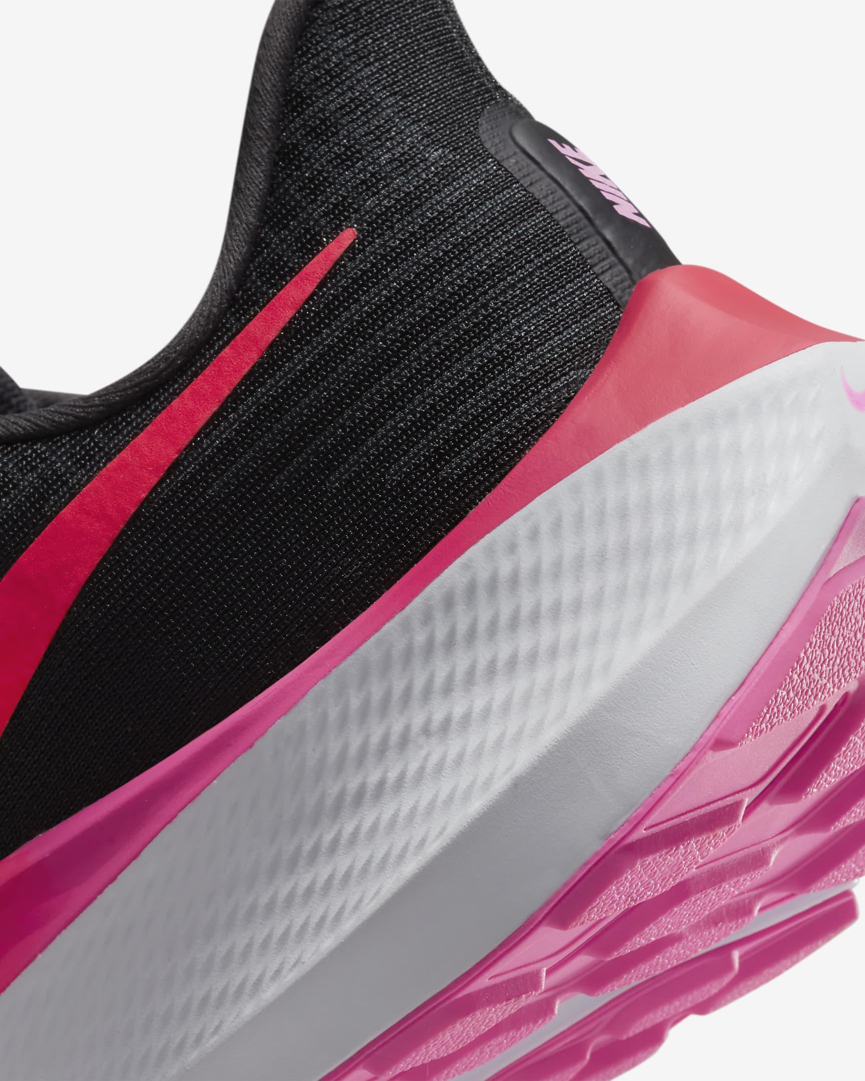 nike runners female