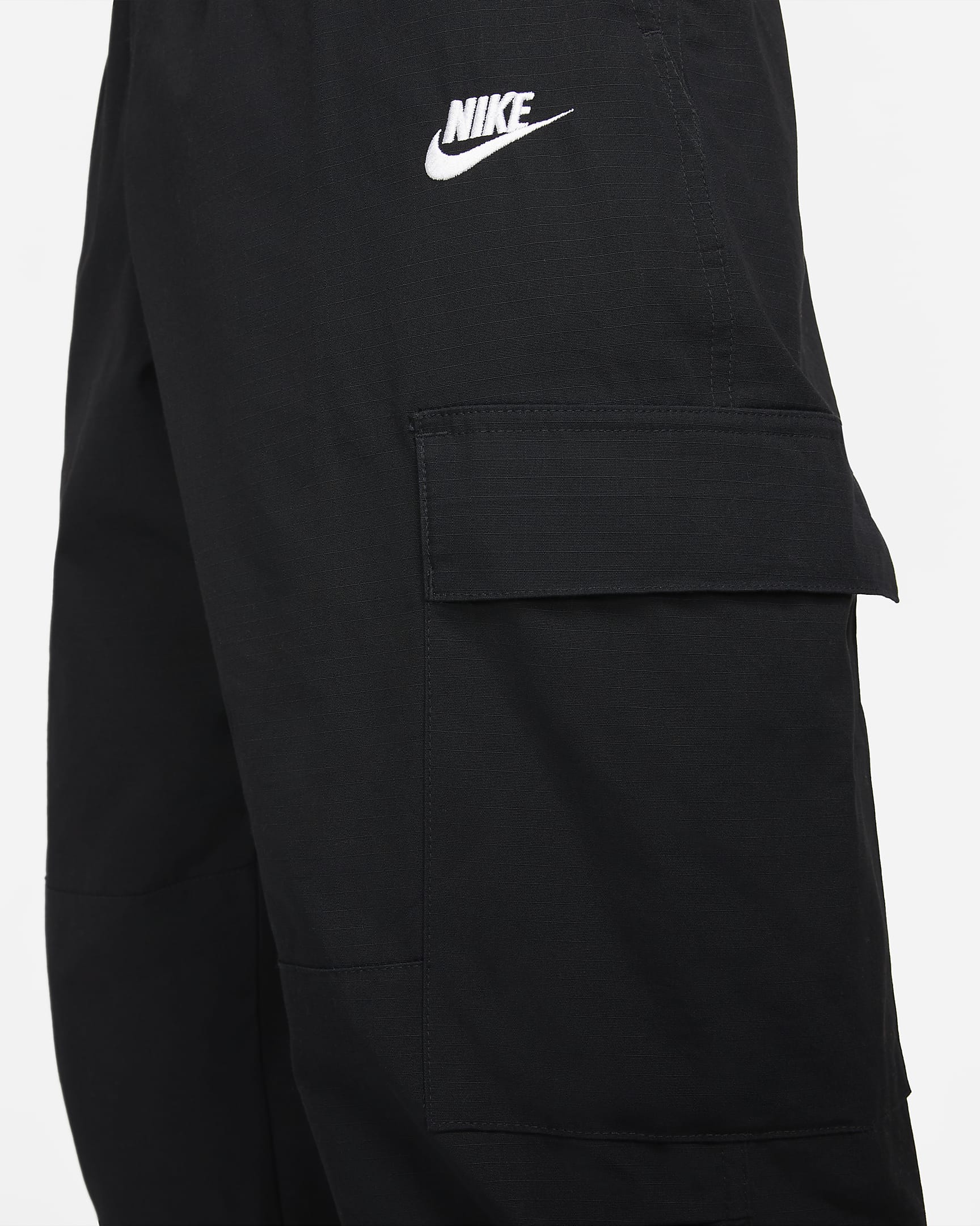 Nike Club Men's Woven Cargo Trousers. Nike HR