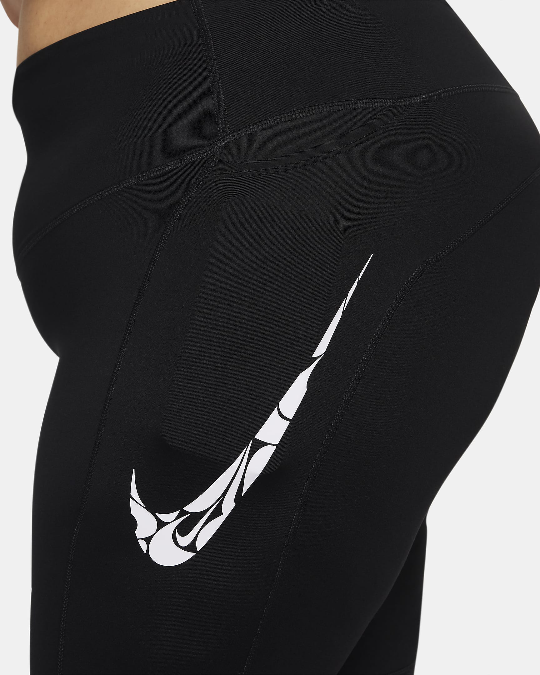 Leggings da running a 7/8 a vita media con tasche Nike Fast (Plus size) – Donna - Nero/Bianco