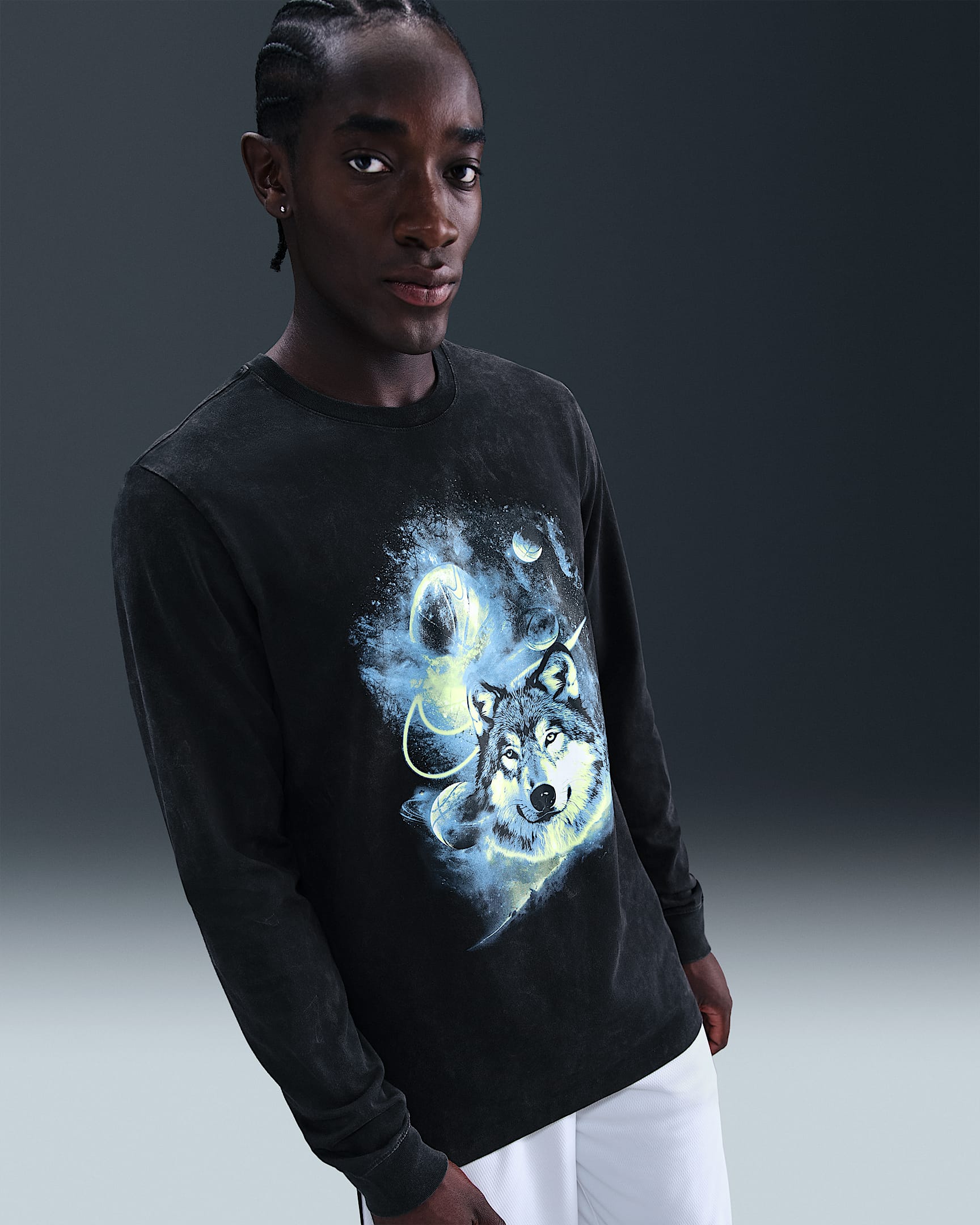 Nike Men's Long-Sleeve Basketball T-Shirt - Black