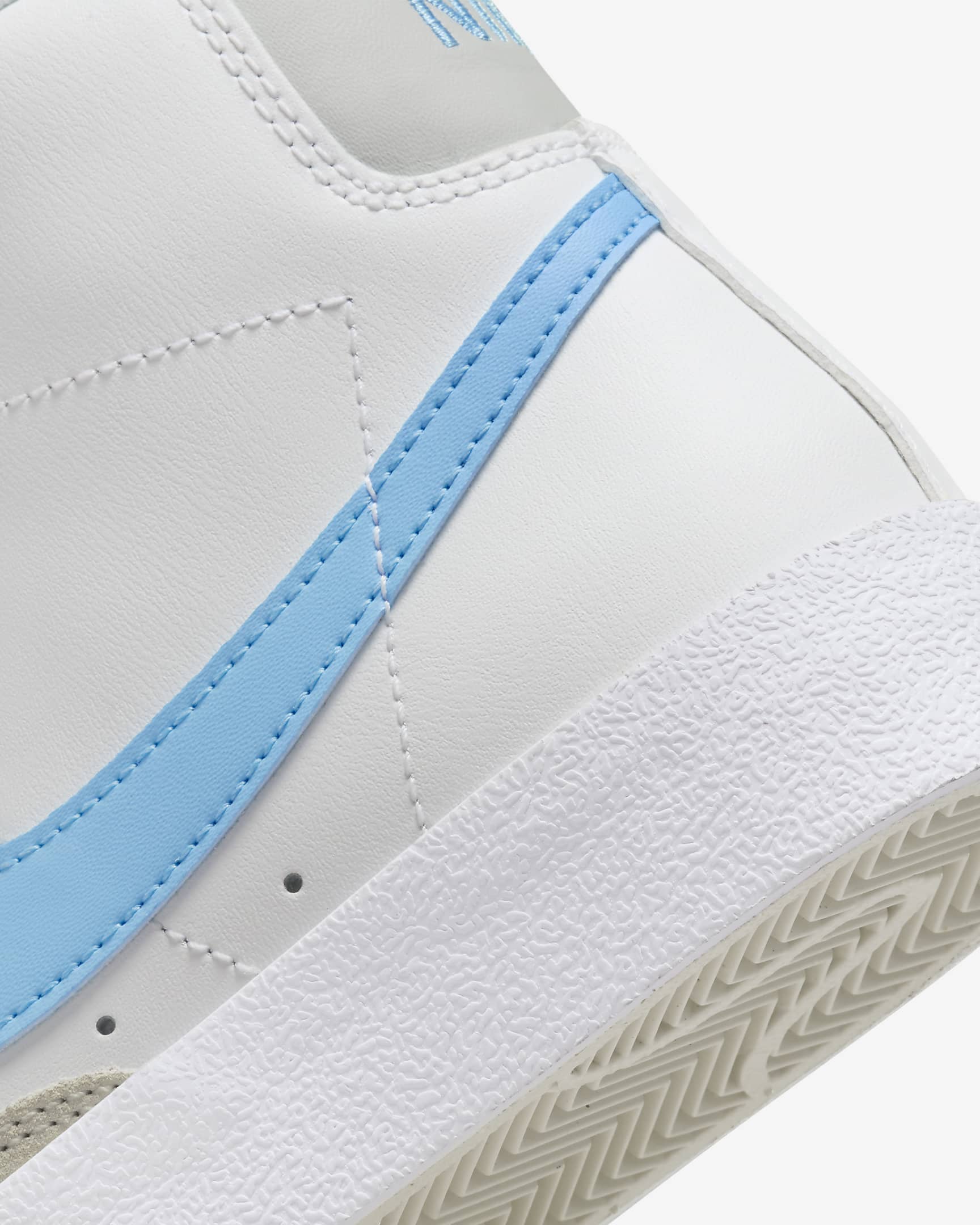 Nike Blazer Mid '77 Older Kids' Shoes - Summit White/Photon Dust/White/Aquarius Blue