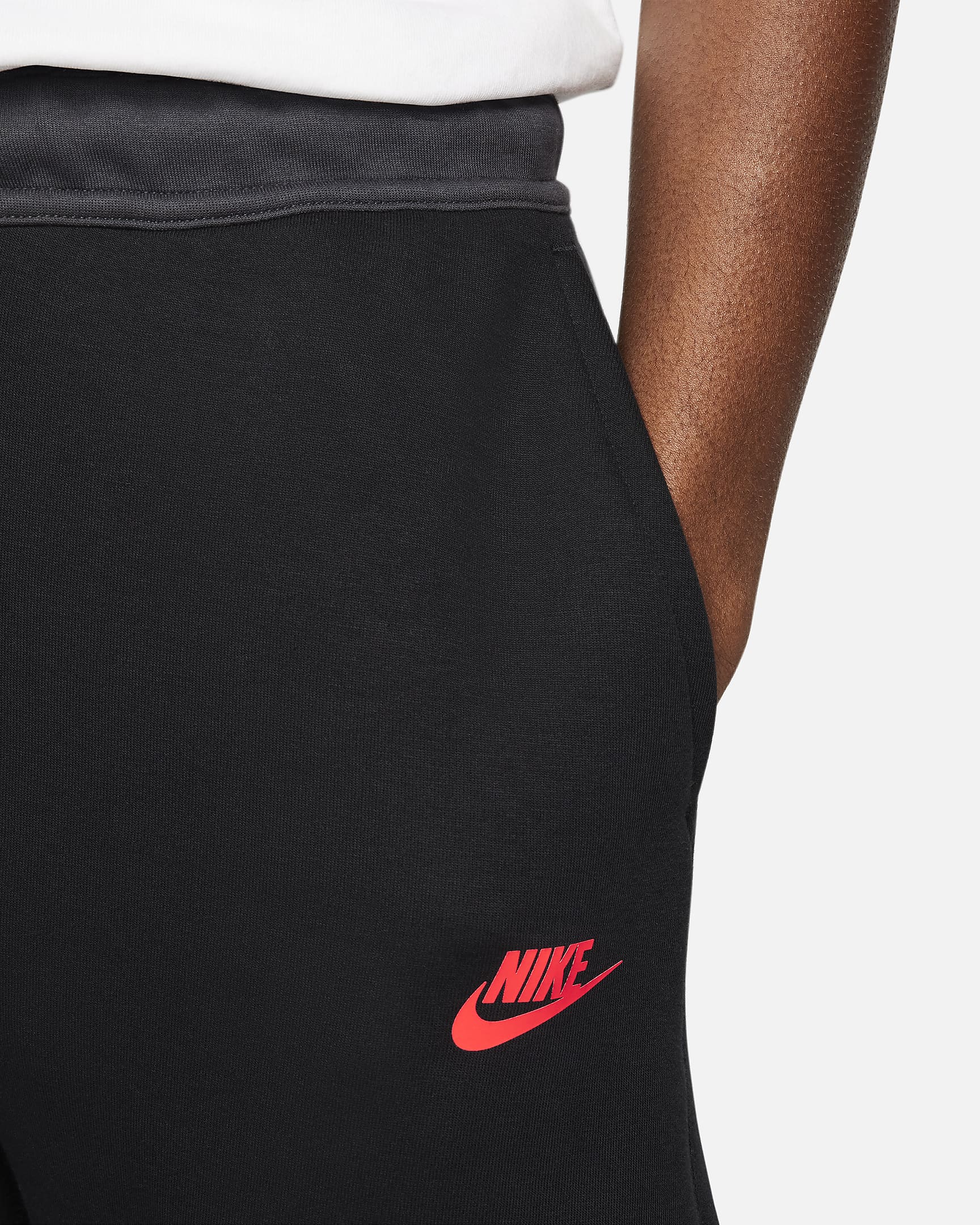 Joggingbyxor Nike Sportswear Tech Fleece för män - Svart/Dark Smoke Grey/Light Crimson