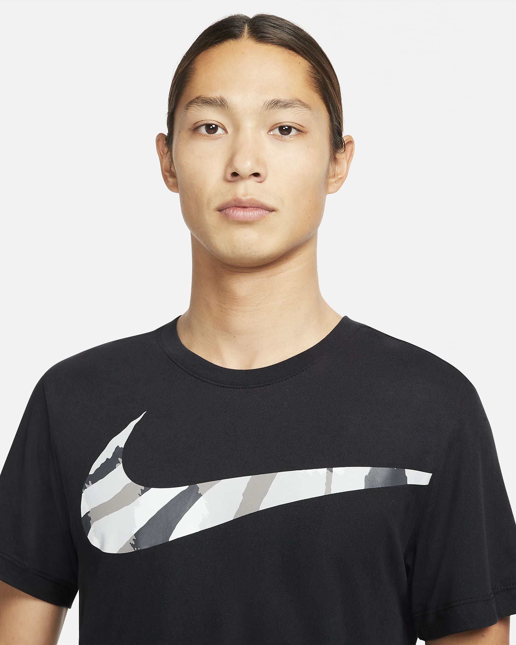 Nike Dri-FIT Sport Clash Men's Training T-Shirt - Black