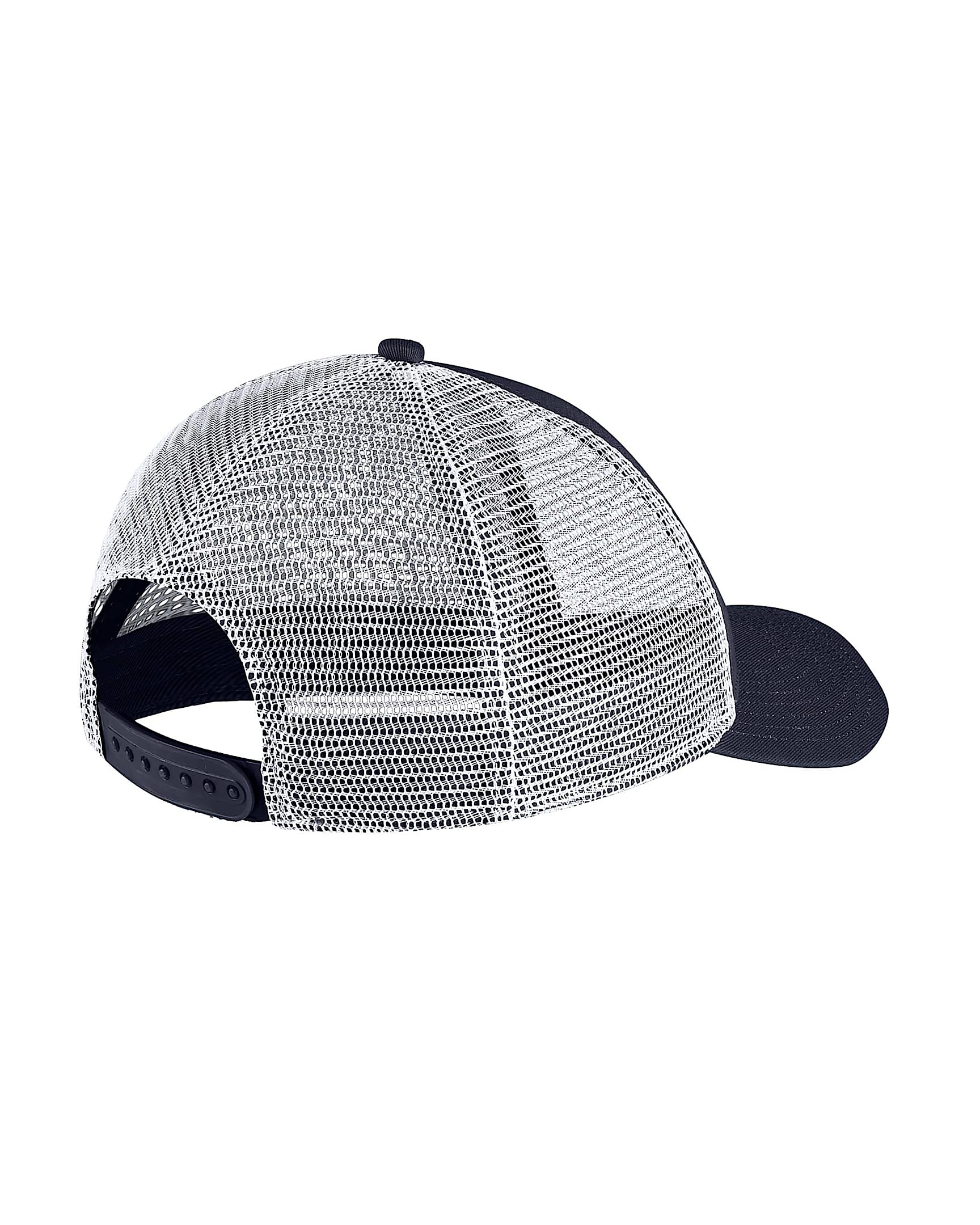 lfc nike trucker hat