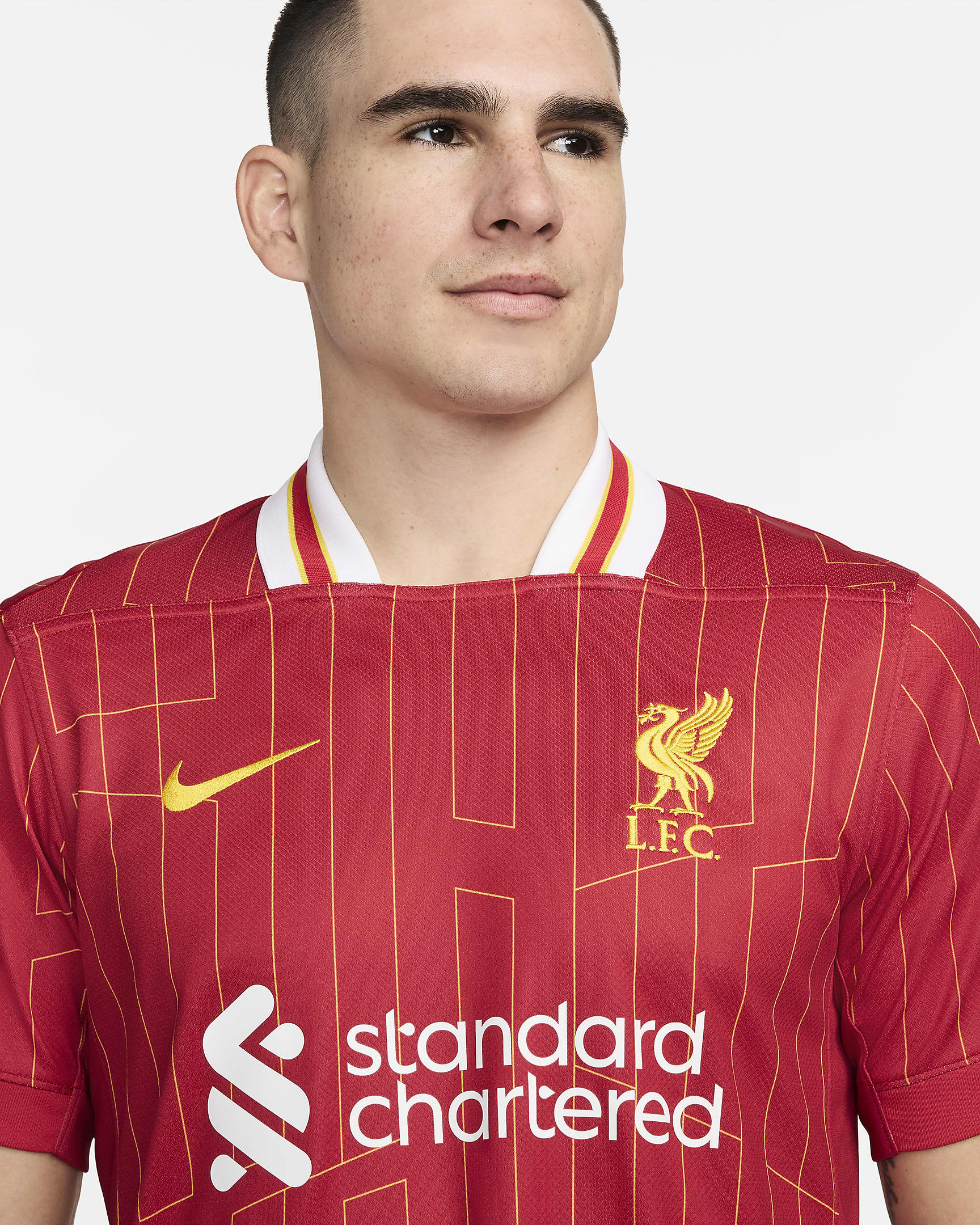 Replika pánského domácího fotbalového dresu Nike Dri-FIT Liverpool FC Stadium 2024/25 - Gym Red/Bílá/Chrome Yellow