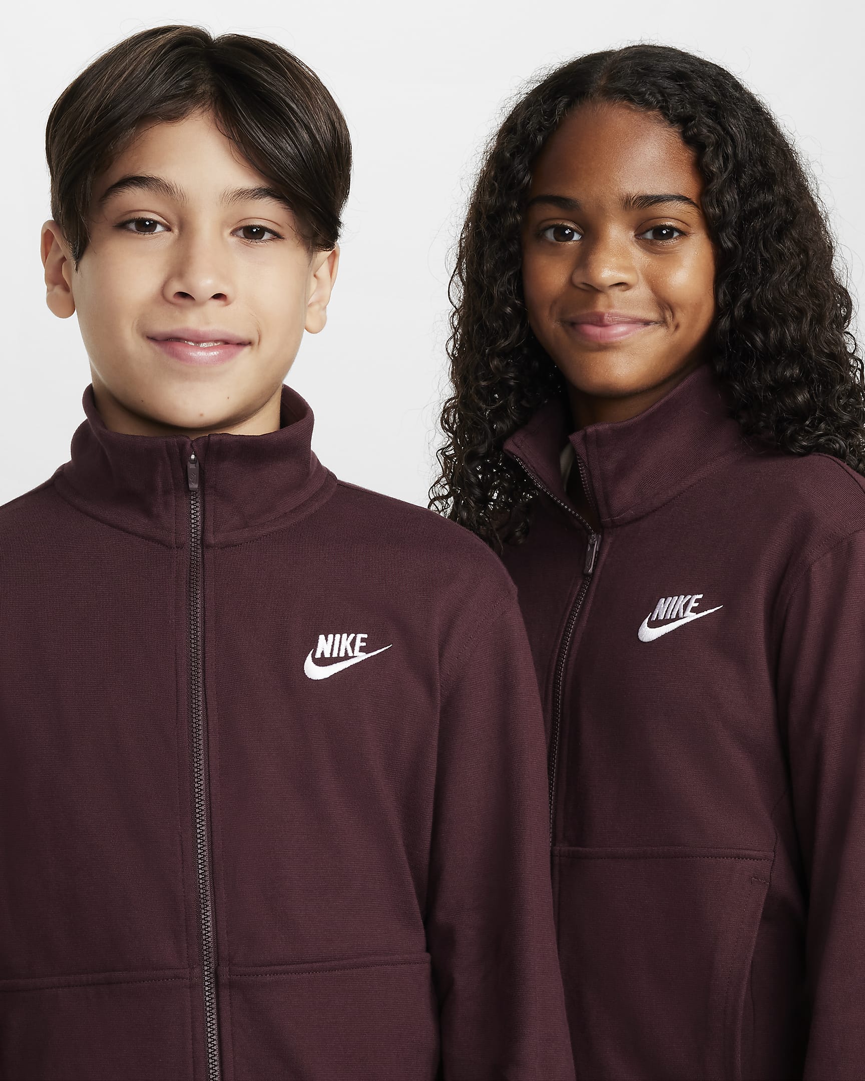 Nike Sportswear Club Older Kids' Full-Zip Knit Jacket - Burgundy Crush/Burgundy Crush/White