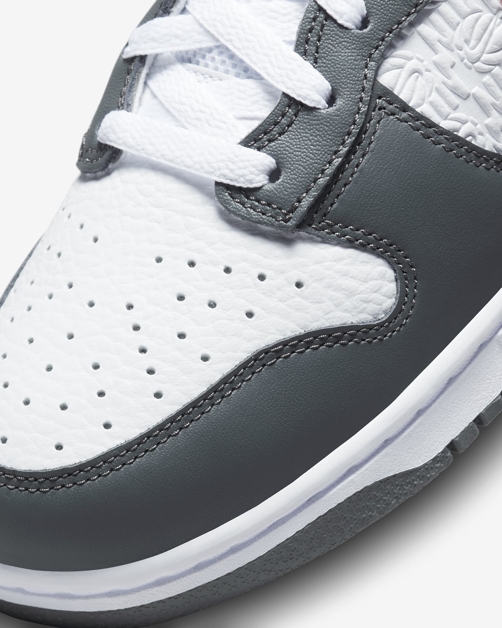 classic nike shoes