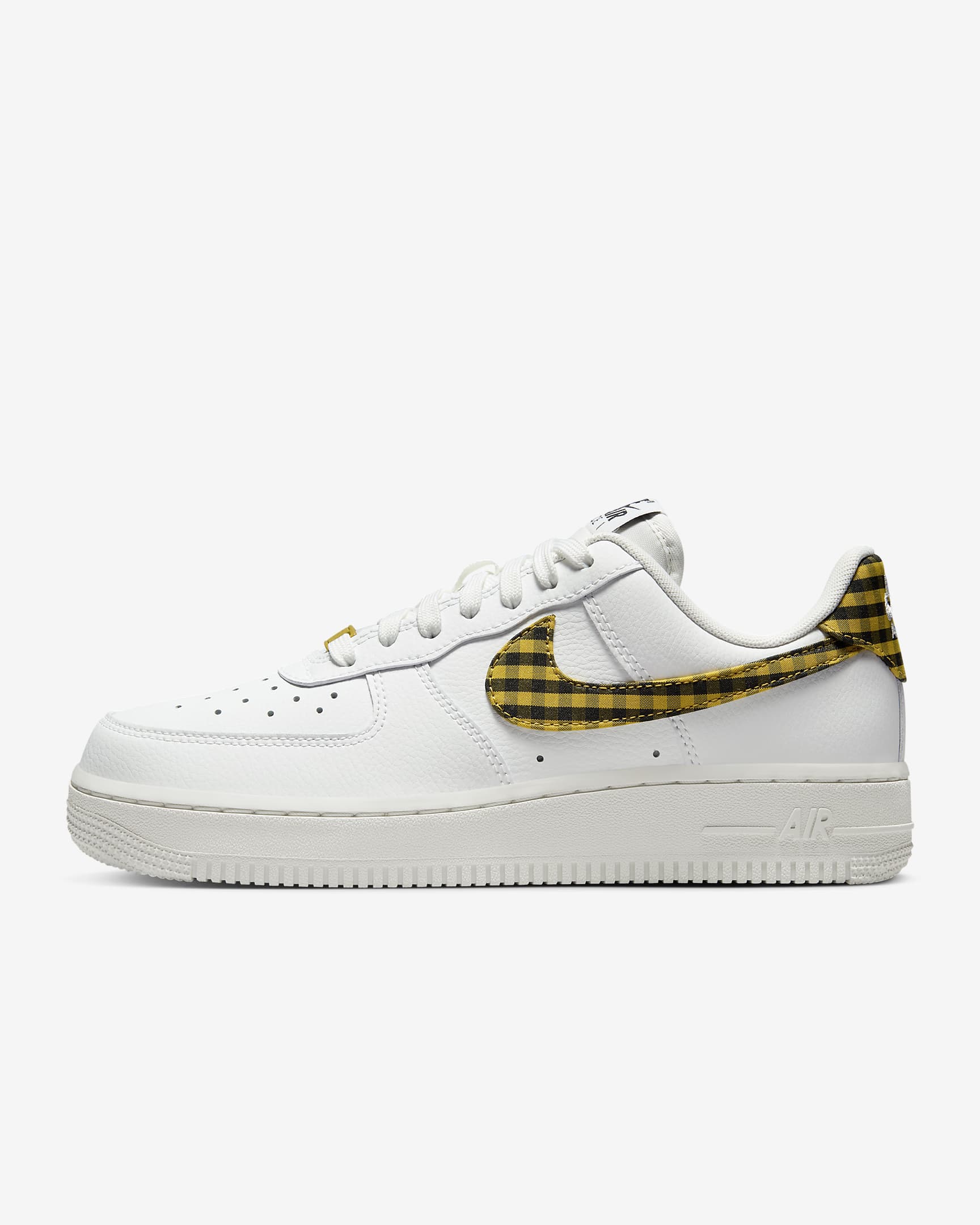 Γυναικεία παπούτσια Nike Air Force 1 '07