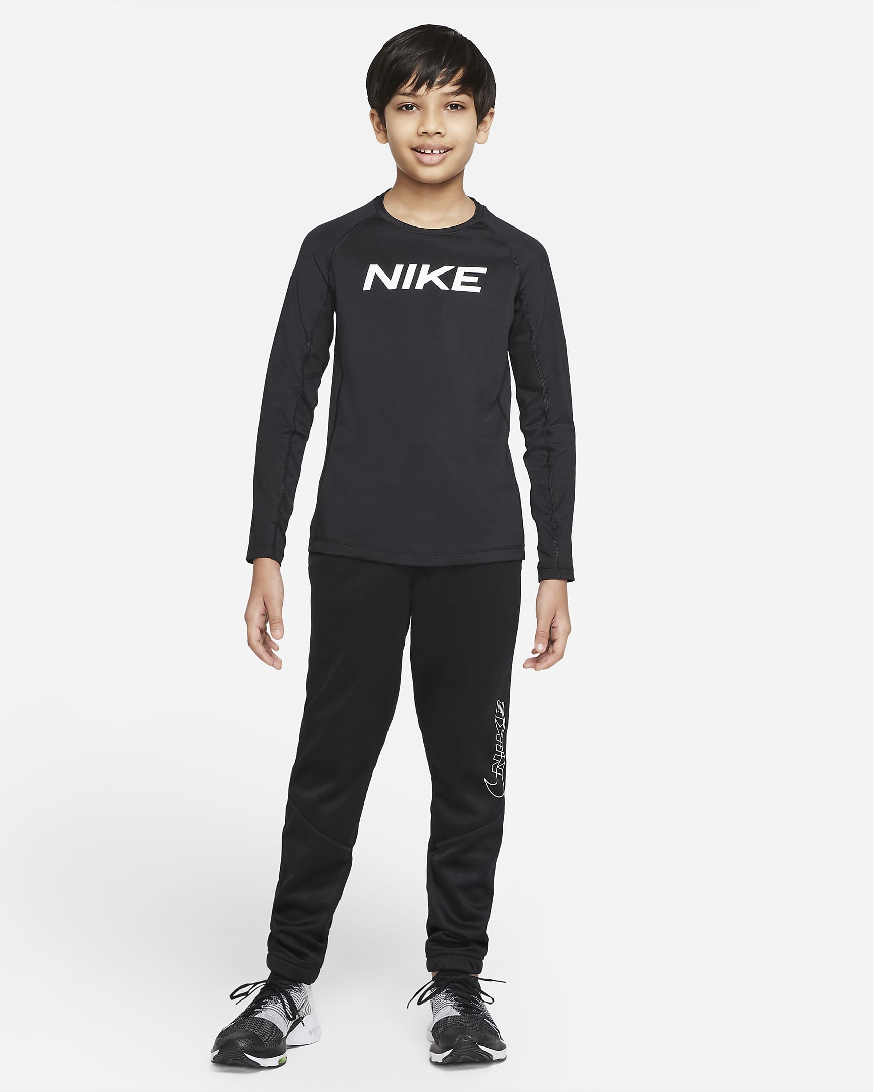 Nike Pro Dri-FIT Older Kids' (Boys') Long-Sleeve Top - Black