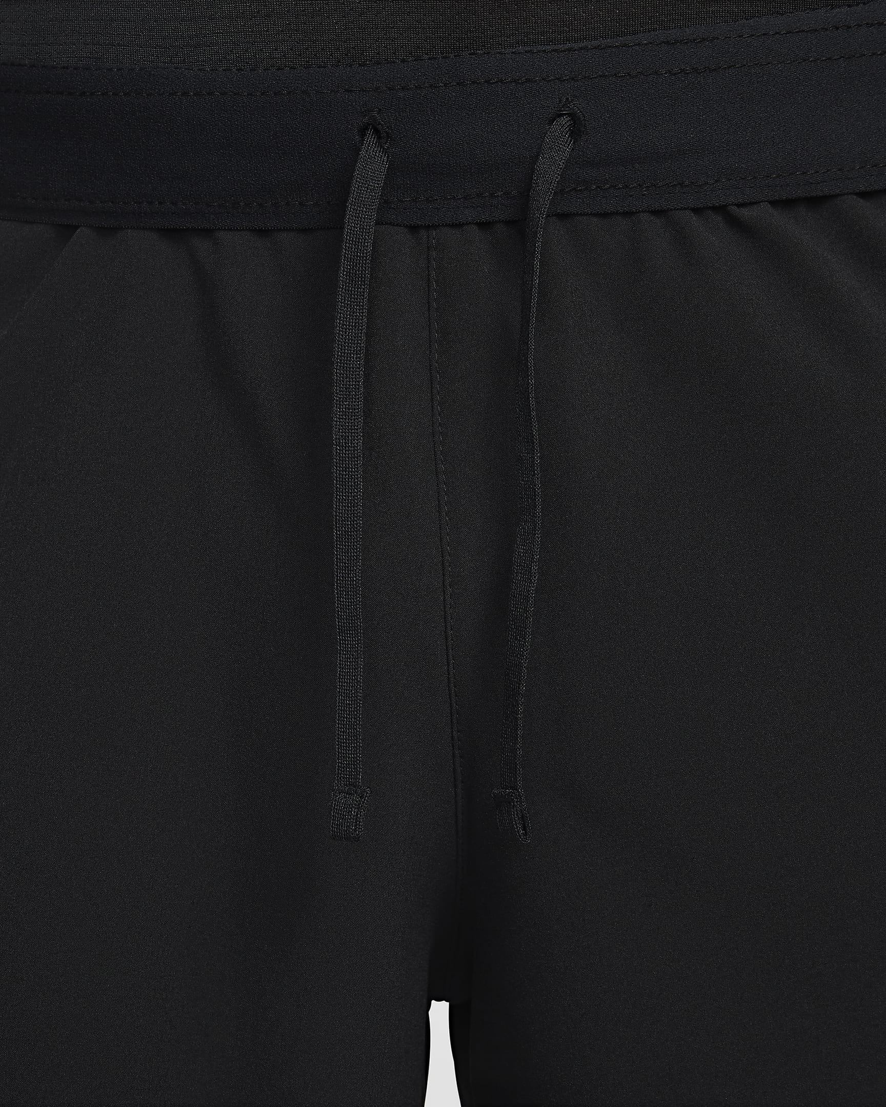 Nike Challenger herenshorts met binnenbroek (18 cm) - Zwart