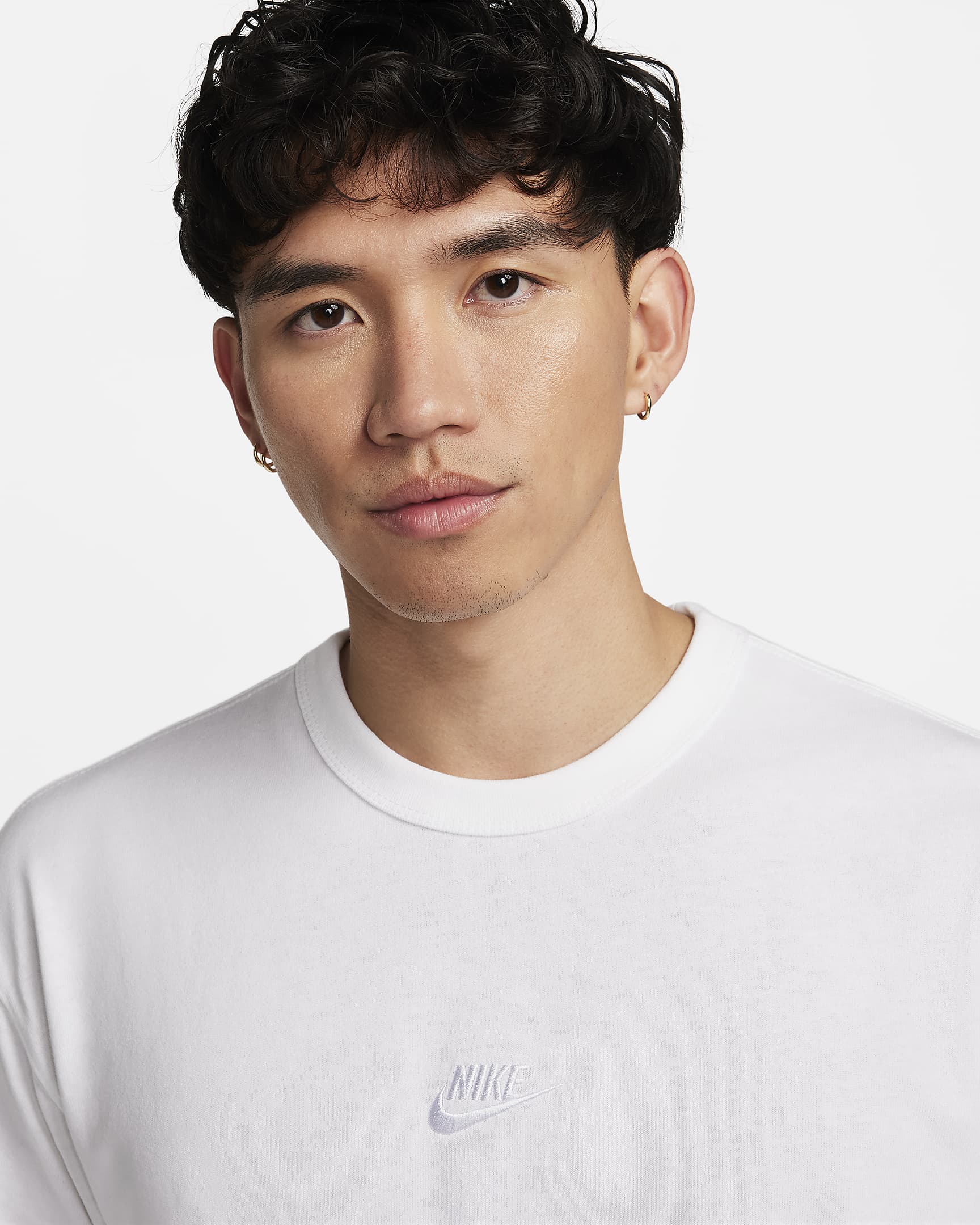 Nike Sportswear Premium Essentials 男款 T 恤 - 白色/白色