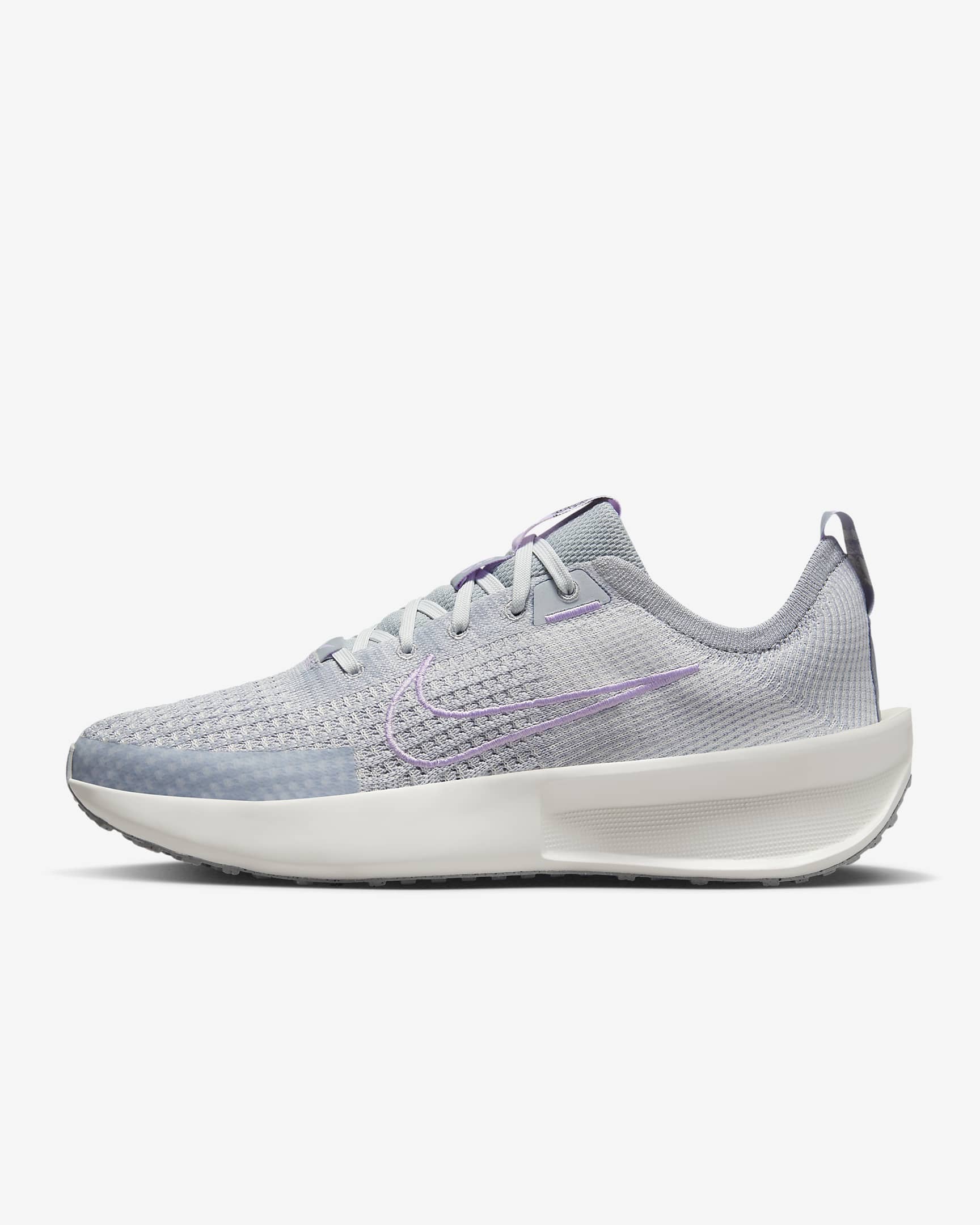 Tenis de correr en pavimento para mujer Nike Interact Run - Gris lobo/Blanco cumbre/Gris vasto/Bruma violeta