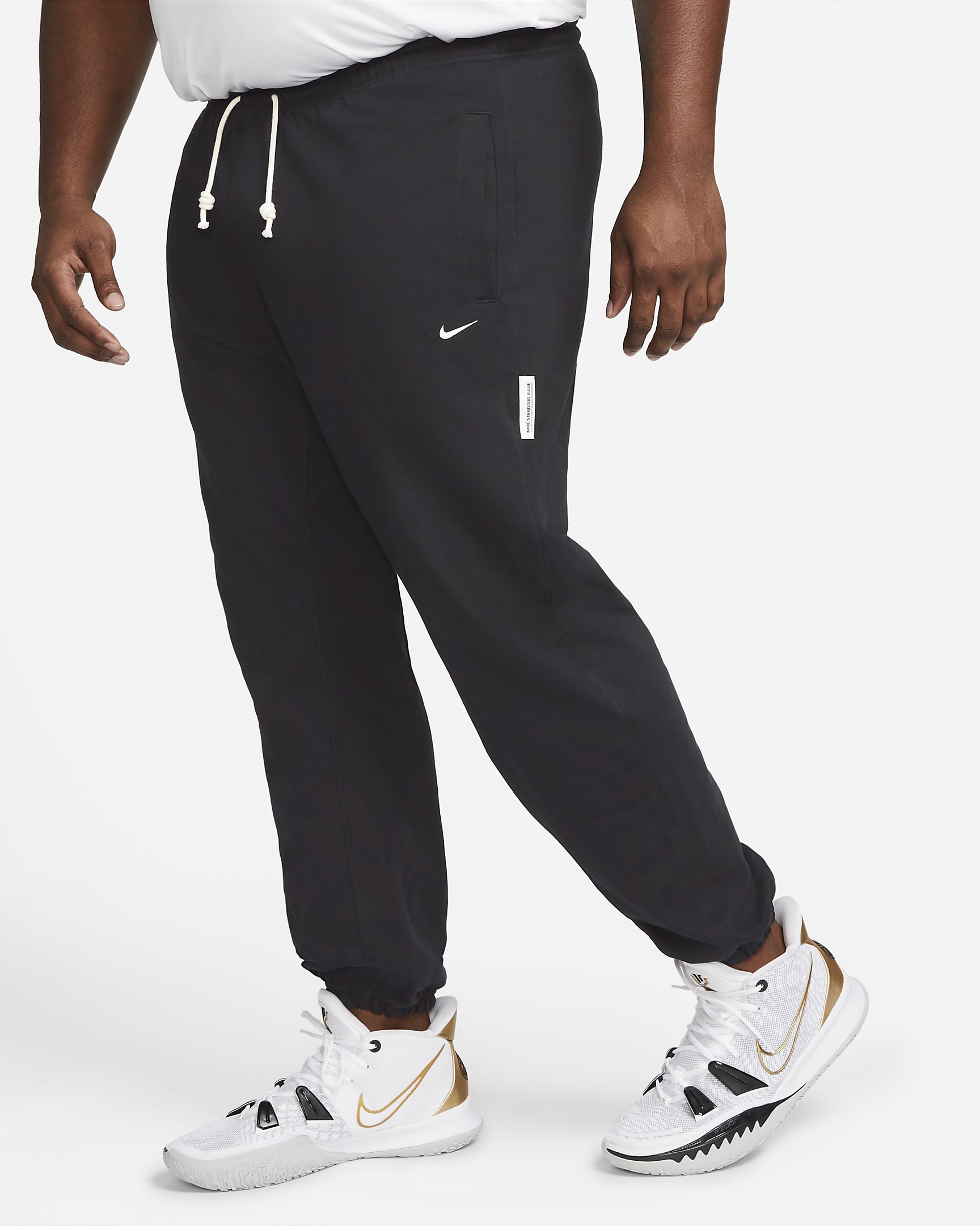 Nike Standard Issue Men's Dri-FIT Basketball Trousers - Black/Pale Ivory