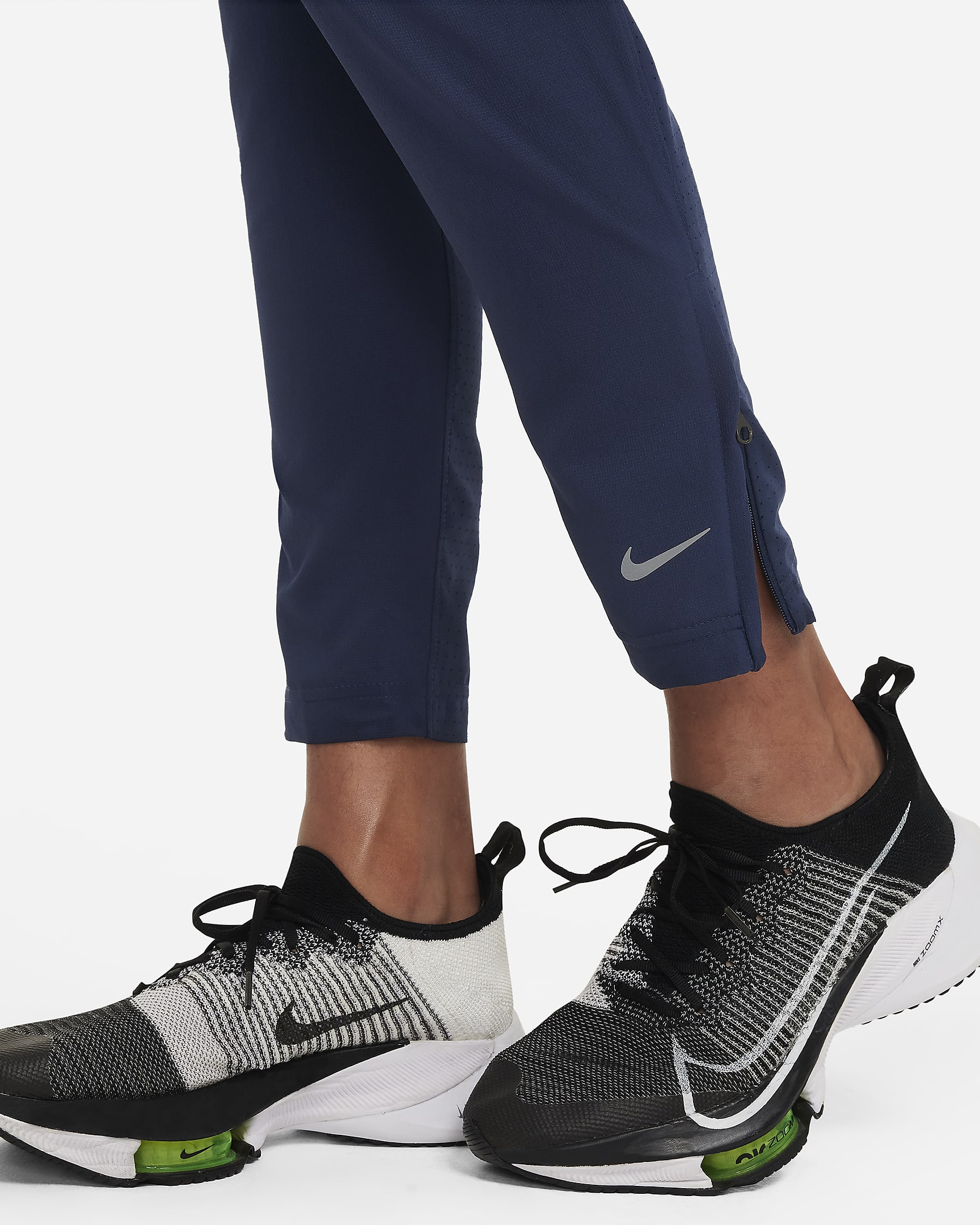 Nike Multi Tech EasyOn Older Kids' (Boys') Dri-FIT Training Trousers - Midnight Navy/Black