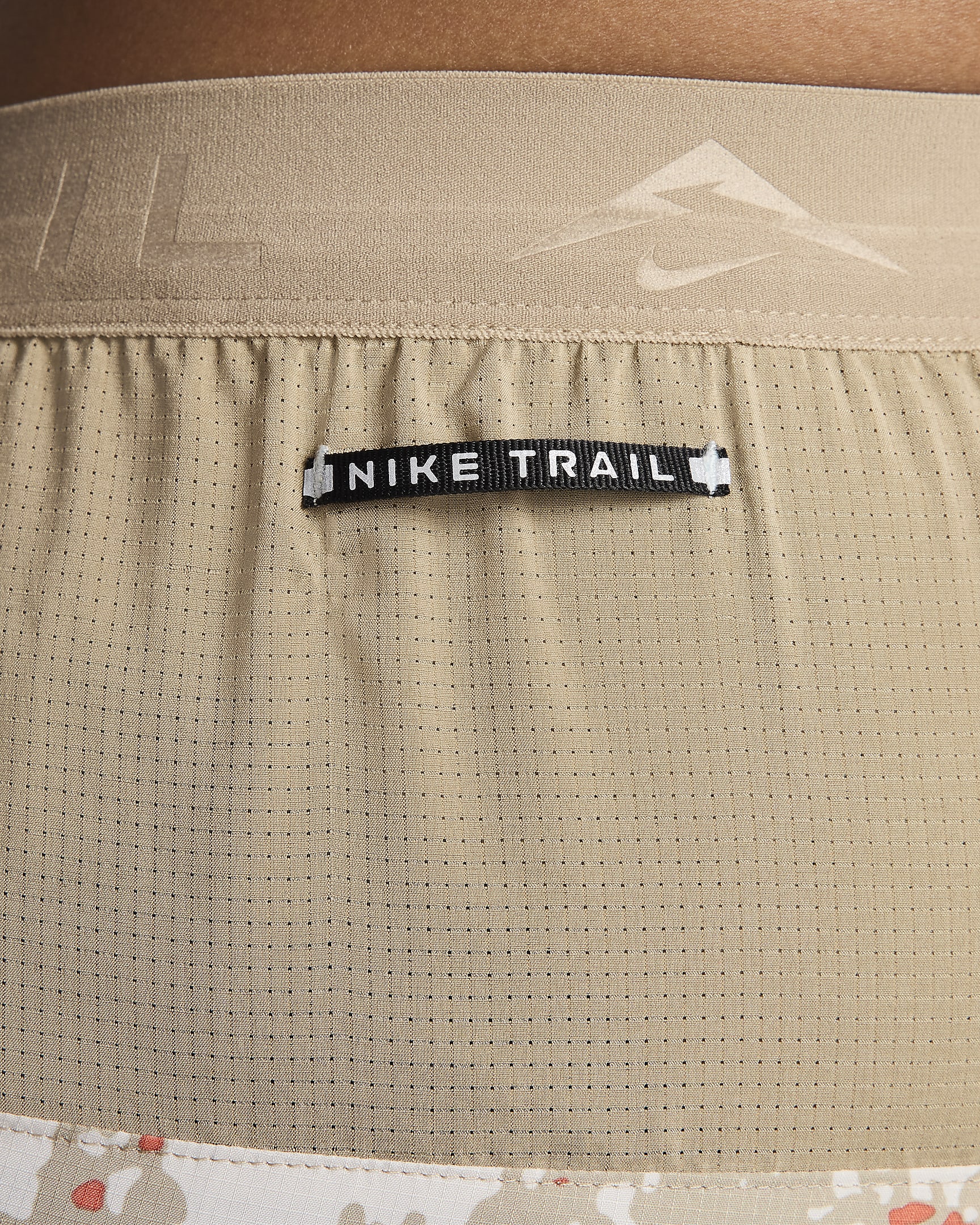 Nike Trail Stride Men's 18cm (approx.) Dri-FIT Brief-Lined Running Shorts - Khaki/Khaki/Black