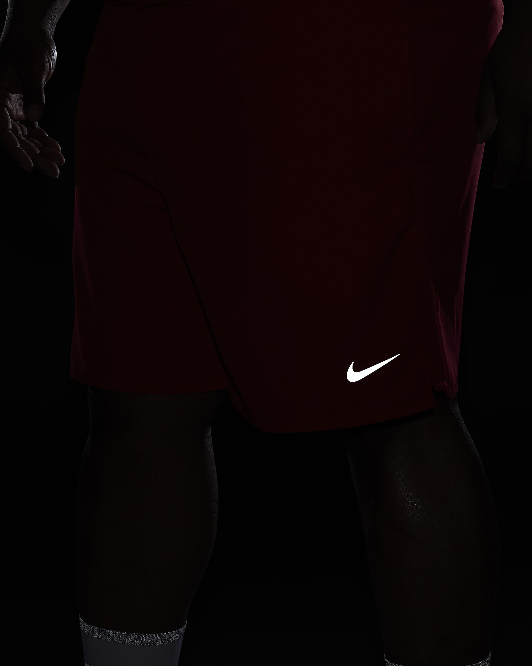 Nike Challenger Dri-FIT fôret løpeshorts til herre (18 cm) - University Red/University Red/Svart