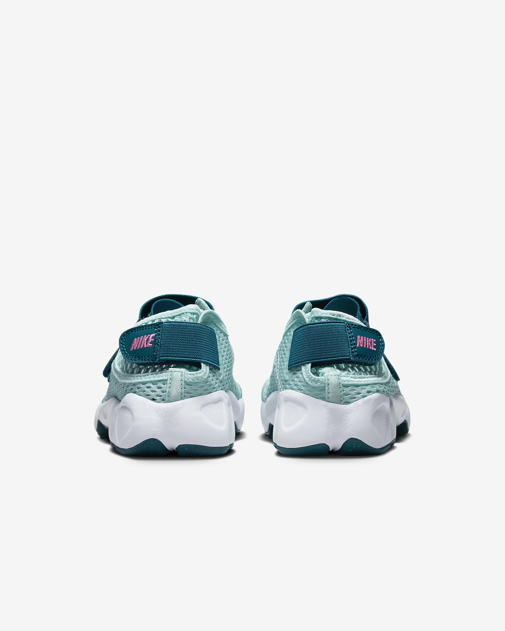 size 5 nike rift