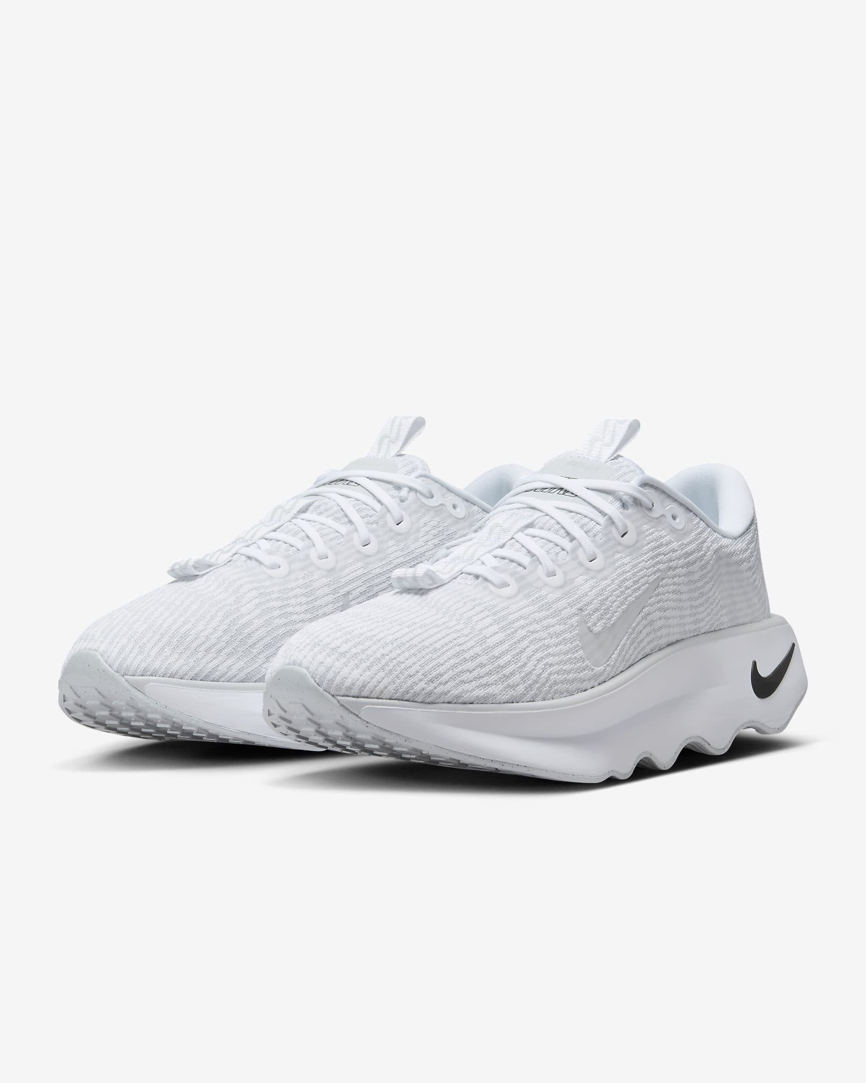 Nike Motiva Men's Walking Shoes - White/Black/Pure Platinum/White