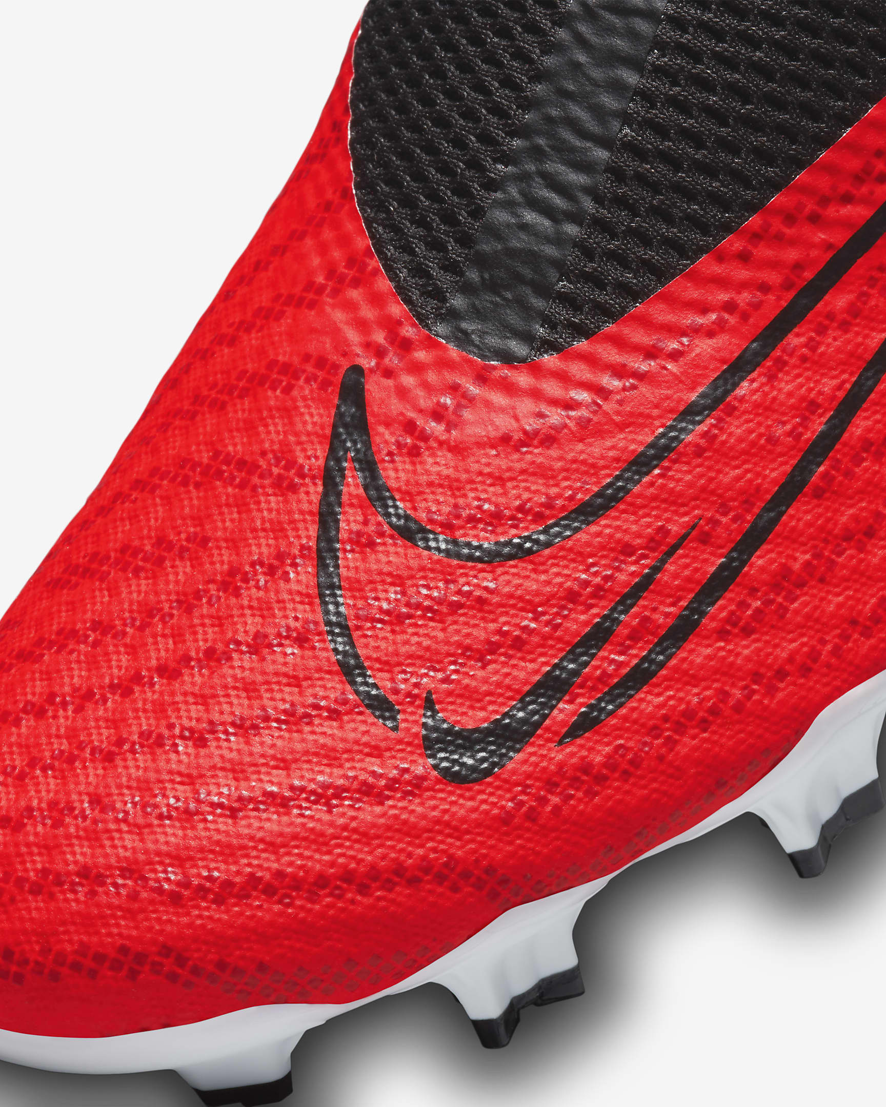 Nike Phantom GX Academy Multi-ground Football Boot. Nike NZ