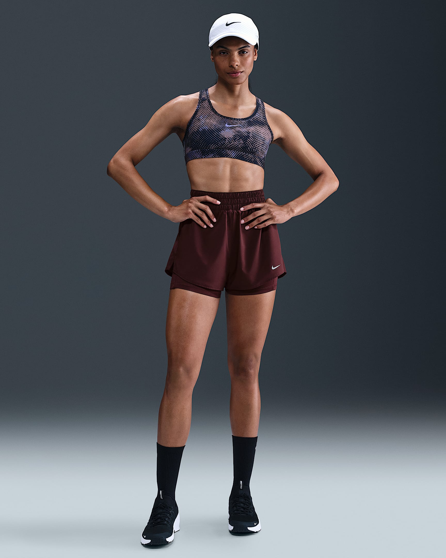 Shorts 2 en 1 Dri-FIT de tiro alto de 8 cm para mujer Nike One - Burdeos enérgico/Blanco
