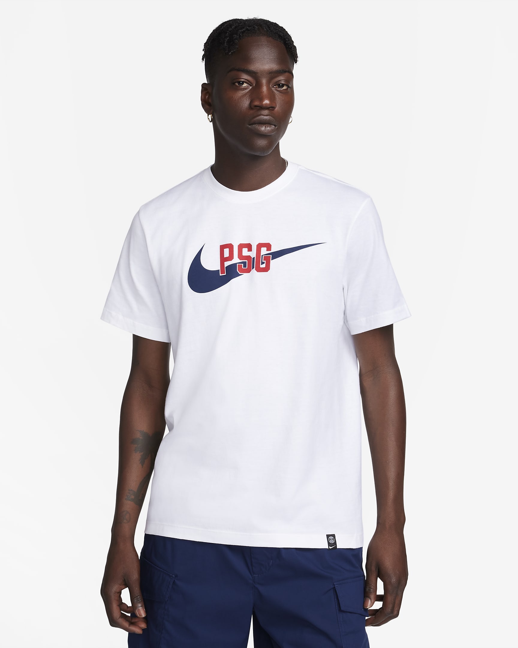 Playera Nike para hombre Paris Saint-Germain Swoosh. Nike.com