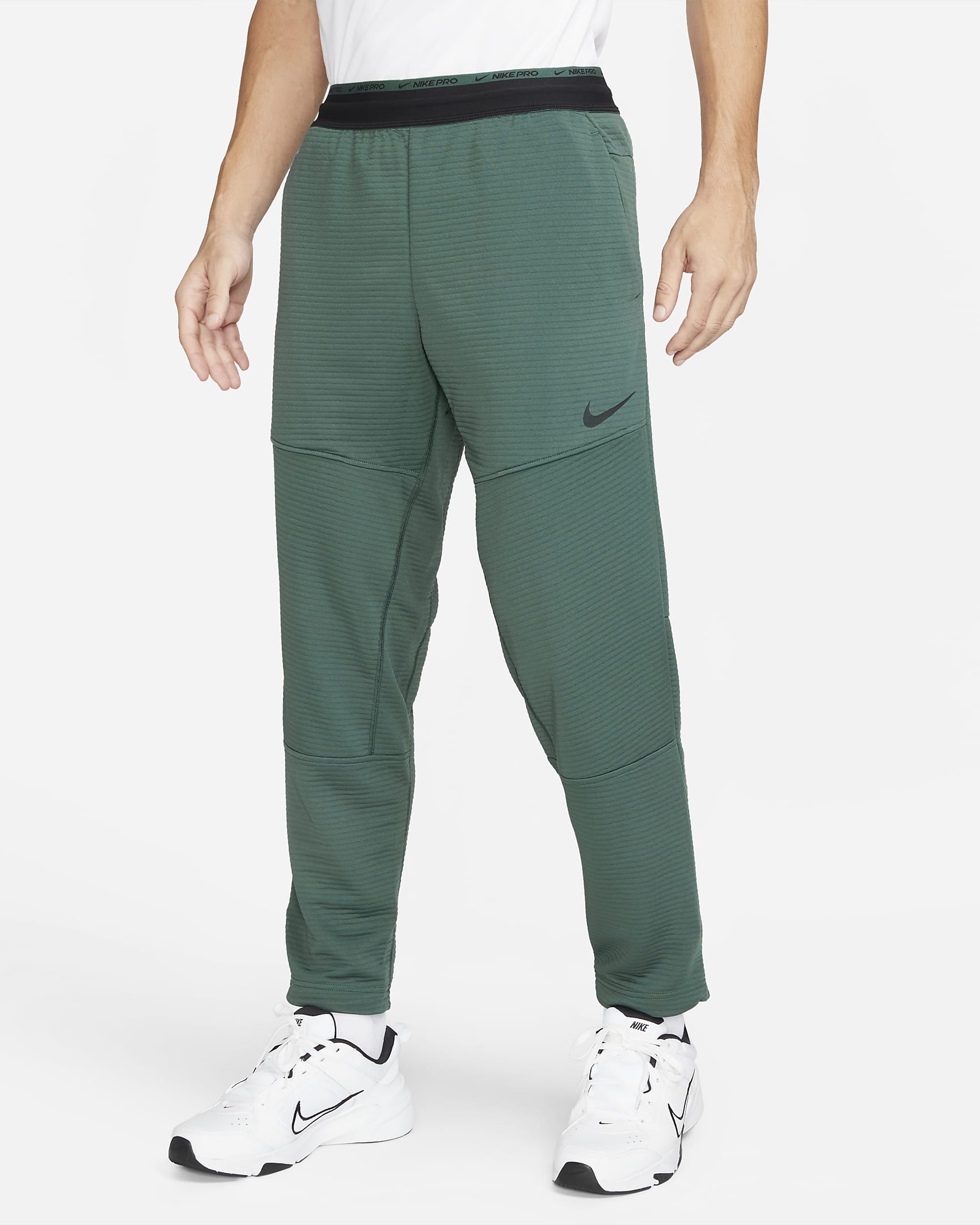 Nike Men's DriFIT Fleece Fitness Trousers. Nike IE