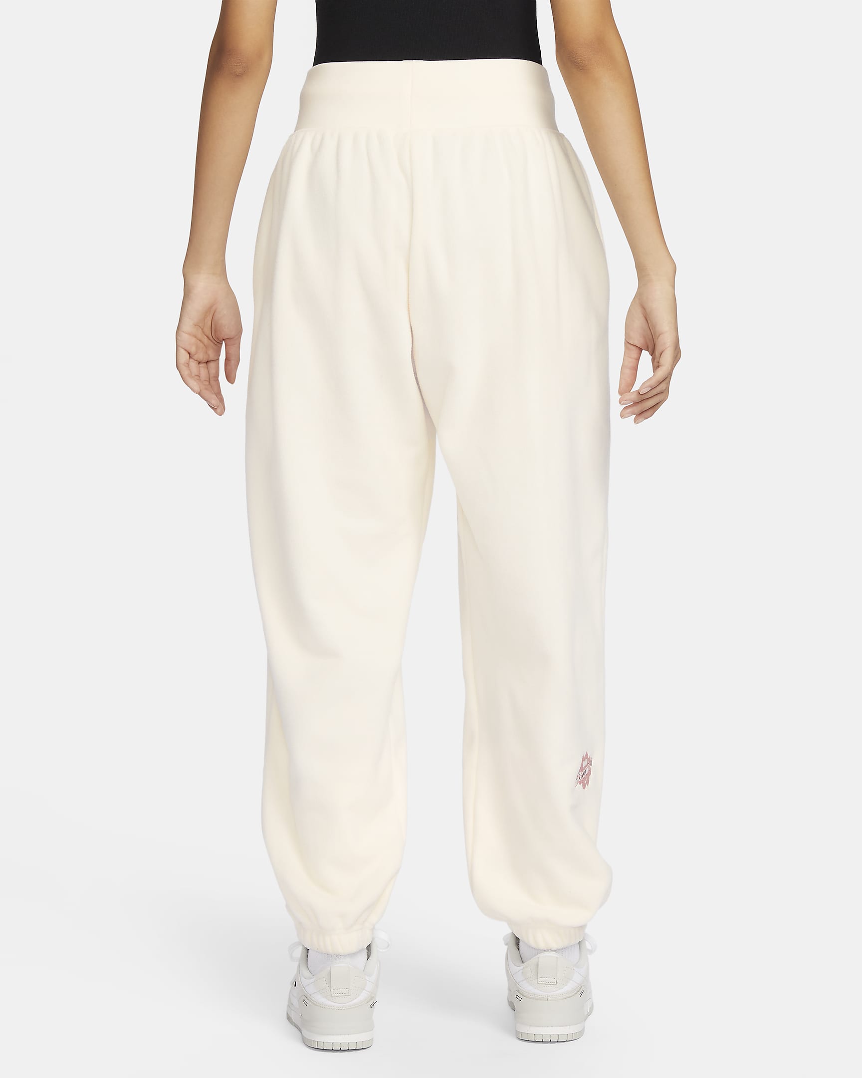 Naomi Osaka Phoenix Fleece Women's High-Waisted Oversized Pants. Nike JP