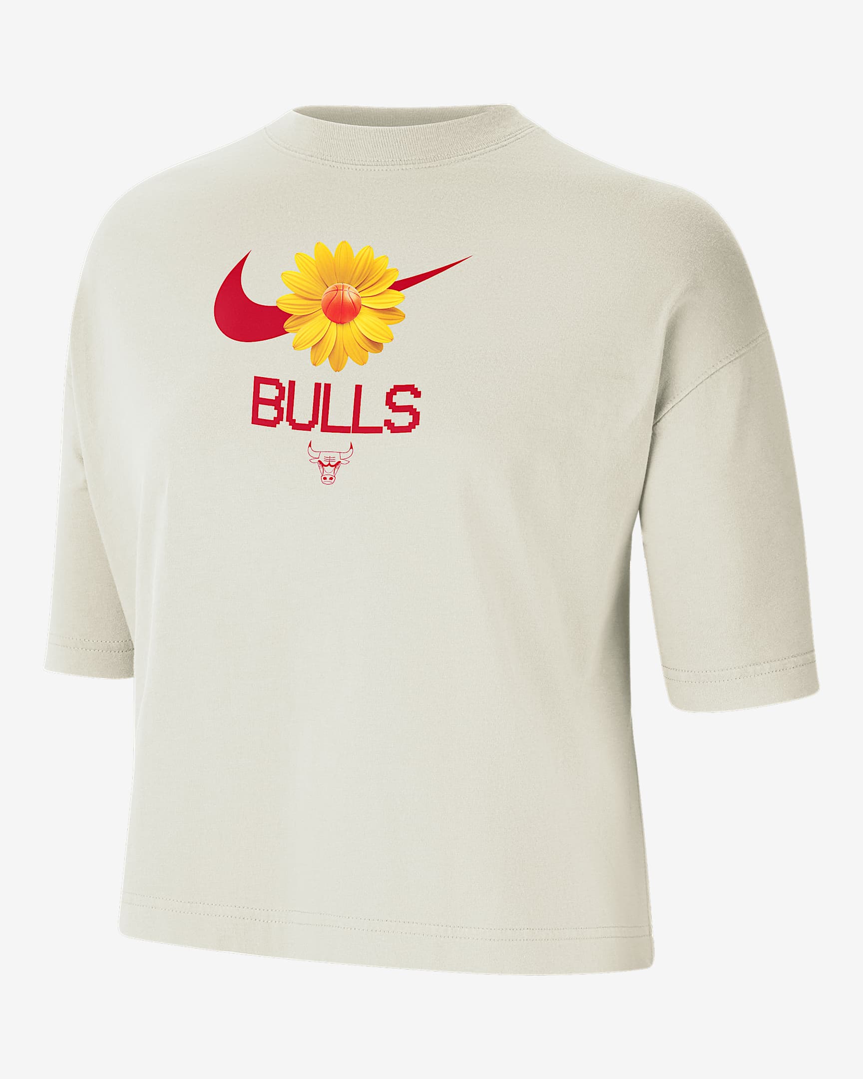 Chicago Bulls Courtside Women's Nike NBA Boxy T-Shirt - Pure