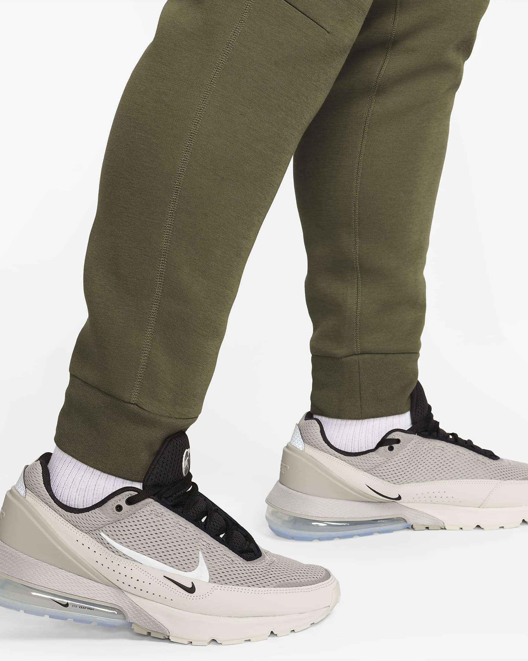 Joggers para hombre Nike Sportswear Tech Fleece - Oliva medio/Negro