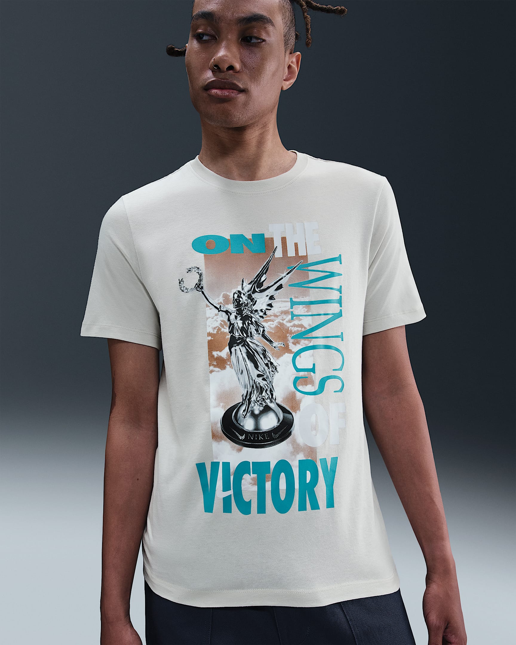 Nike Sportswear T-Shirt - Light Bone