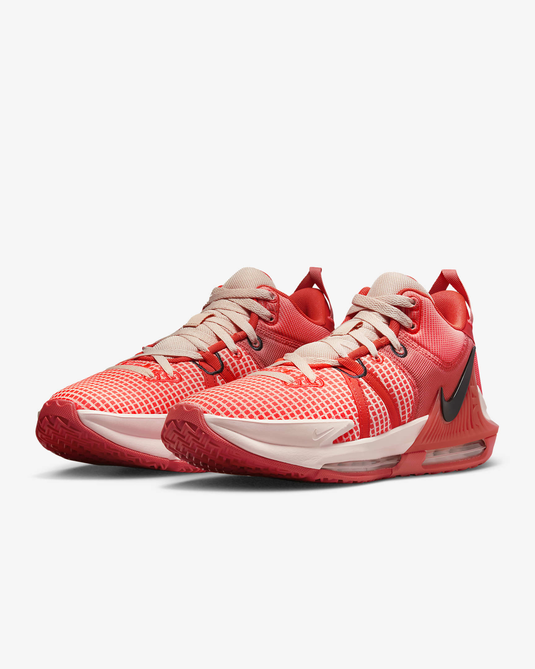 LeBron Witness 7 Basketball Shoes. Nike FI