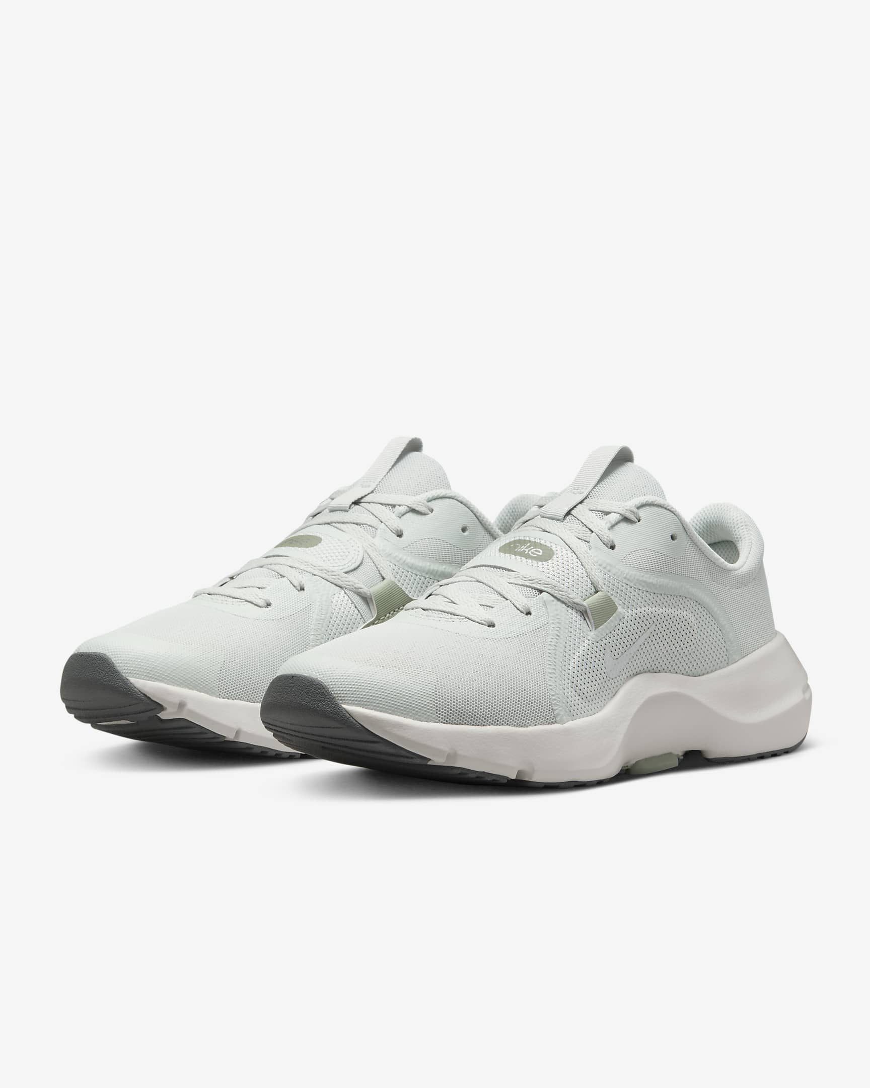 Chaussure d'entraînement Nike In-Season TR 13 pour femme - Light Silver/Jade Horizon/Smoke Grey/Metallic Silver