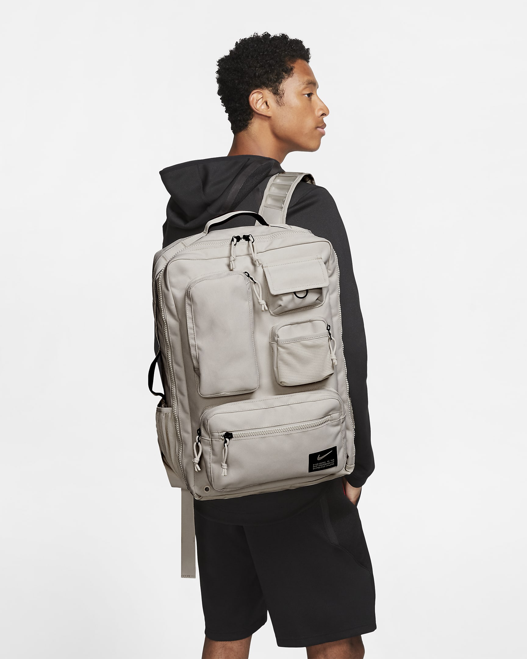 Nike Utility Elite Trainingsrucksack (32 l) - Light Orewood Brown/Light Orewood Brown/Enigma Stone