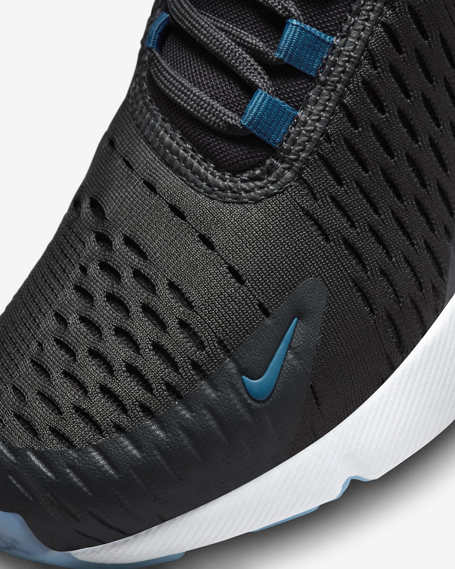 chaussure air max 270