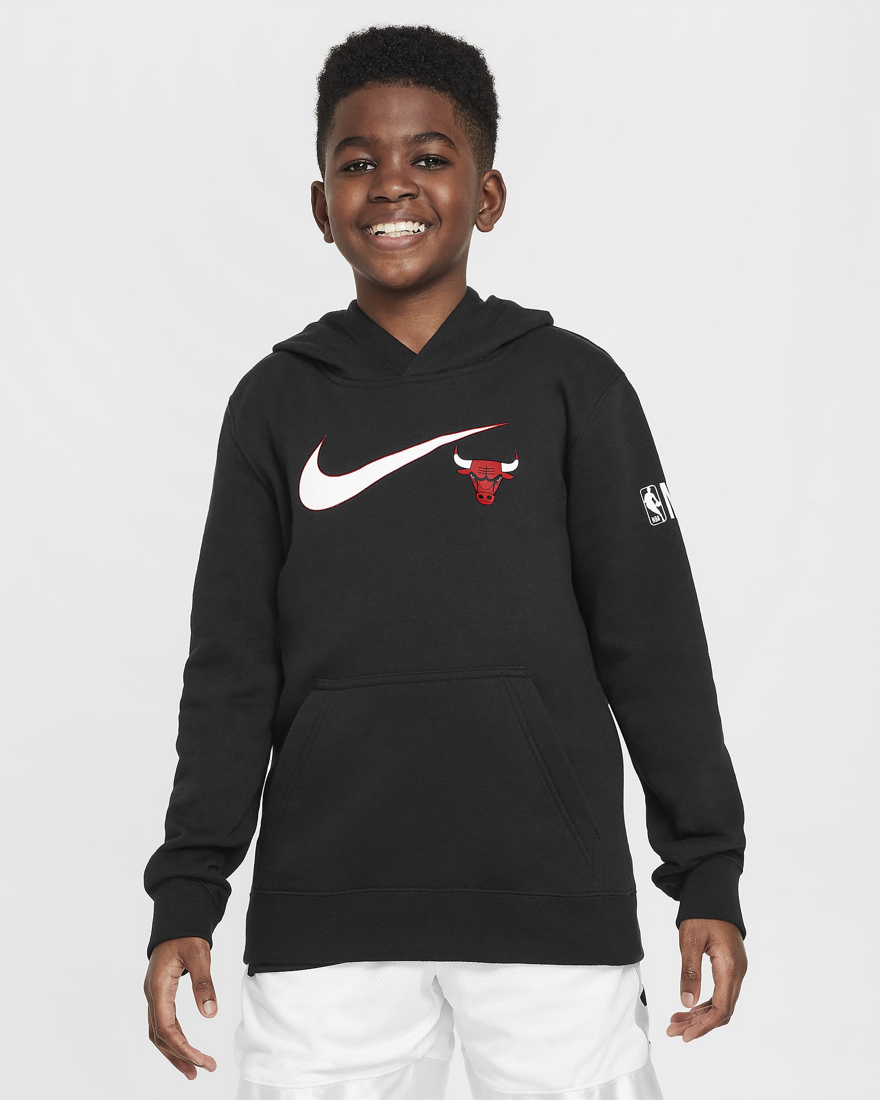 Bluza z kapturem dla dużych dzieci (chłopców) Nike NBA Chicago Bulls Club Fleece Essential - Czerń