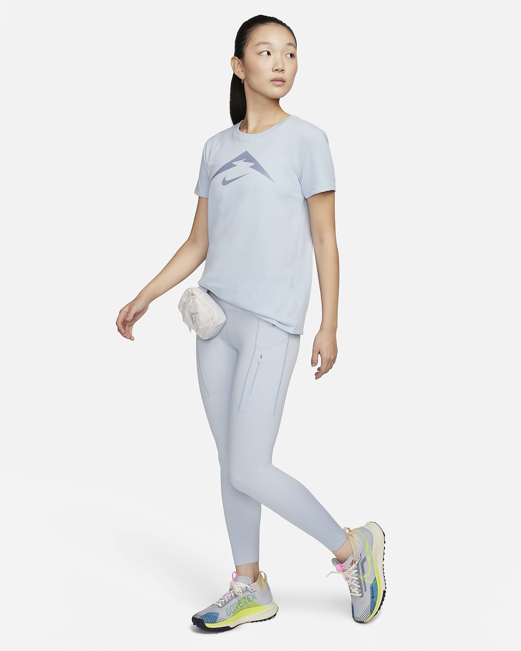 Nike Trail Women's Dri-FIT T-Shirt - Light Armoury Blue