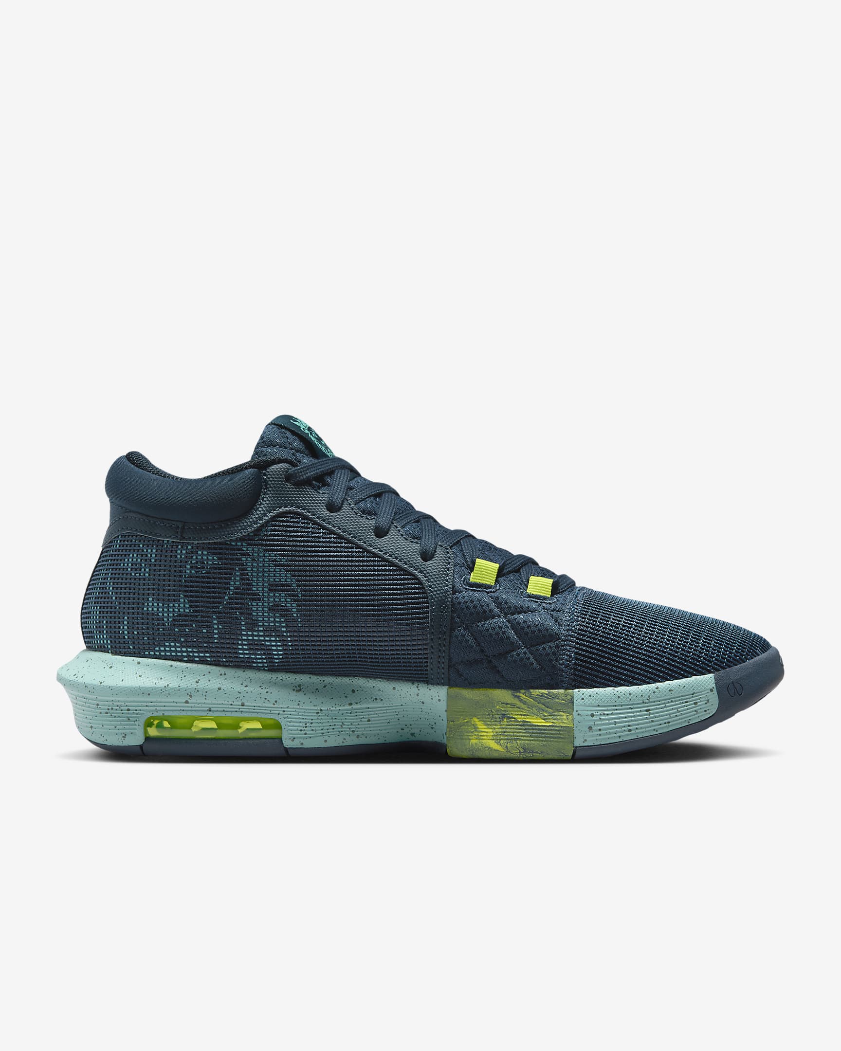 Scarpa da basket LeBron Witness 8 - Armory Navy/Green Frost/Bicoastal/Cyber