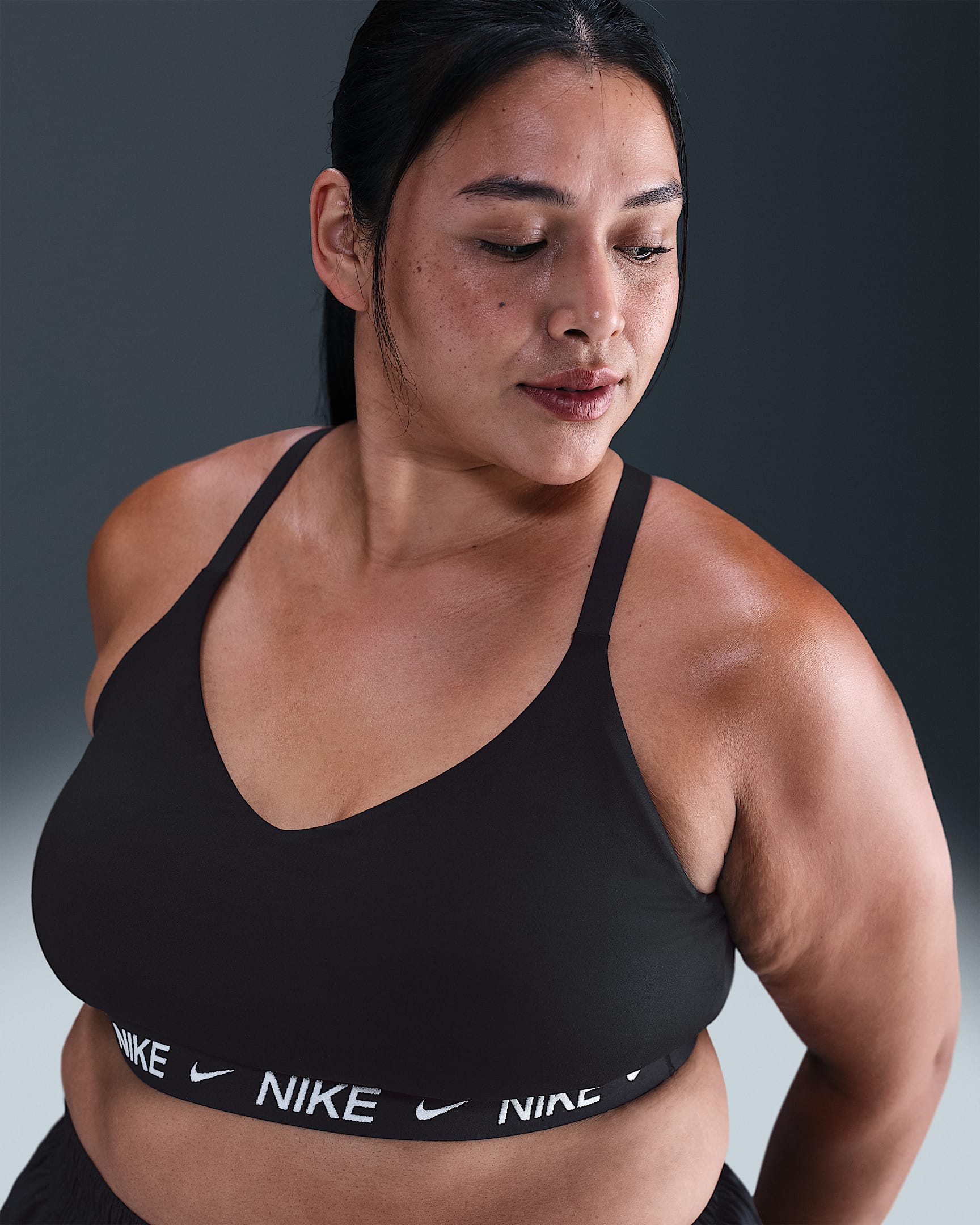 Sutiã de desporto ajustável almofadado Nike Indy Light Support para mulher (tamanhos grandes) - Preto/Preto/Branco