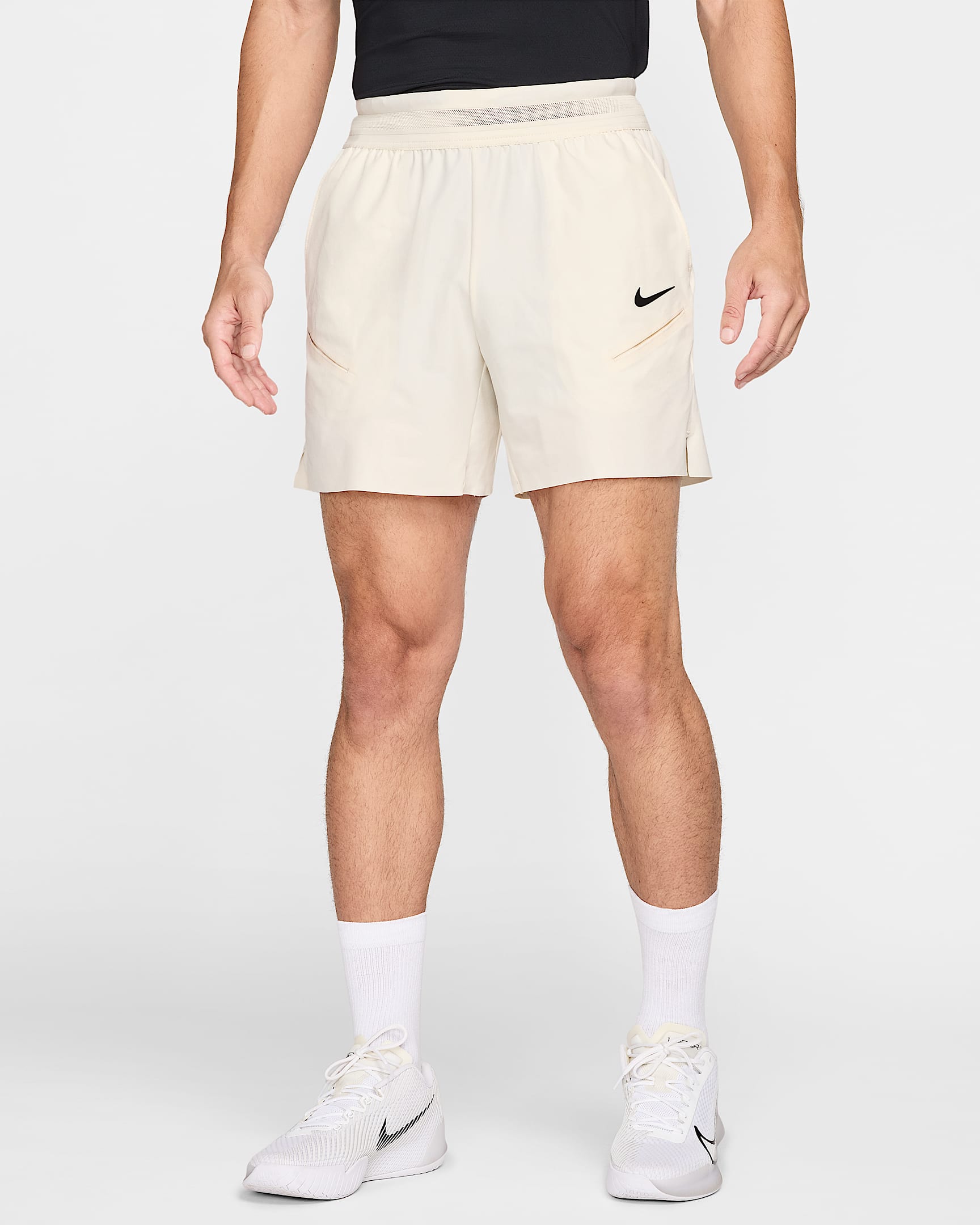 NikeCourt Slam Dri-FIT férfi teniszrövidnadrág - Pale Ivory/Fekete