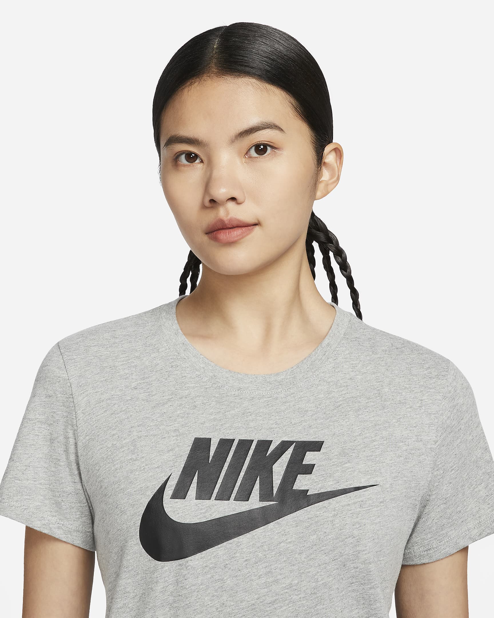 Nike Sportswear Essentials Women's Logo T-Shirt. Nike PH