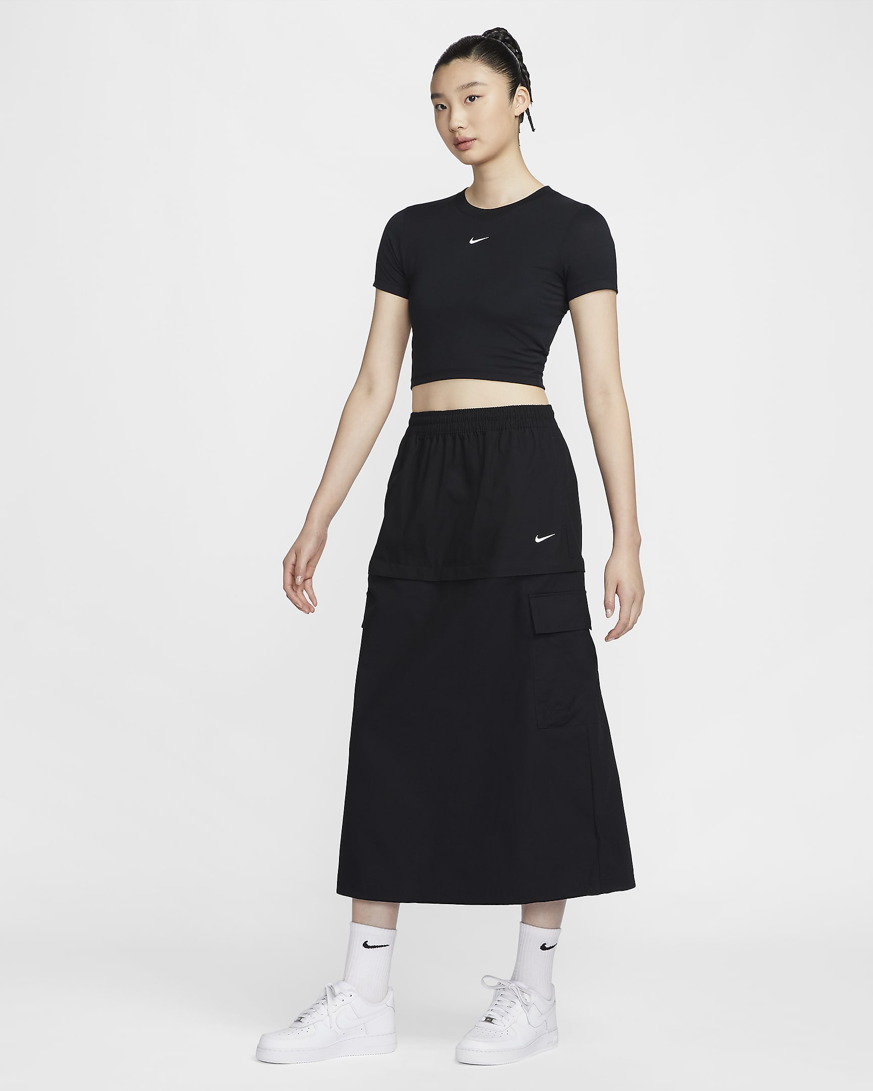 Nike Sportswear Essential Women's Mid-Rise Woven Cargo Midi Skirt - Black/White