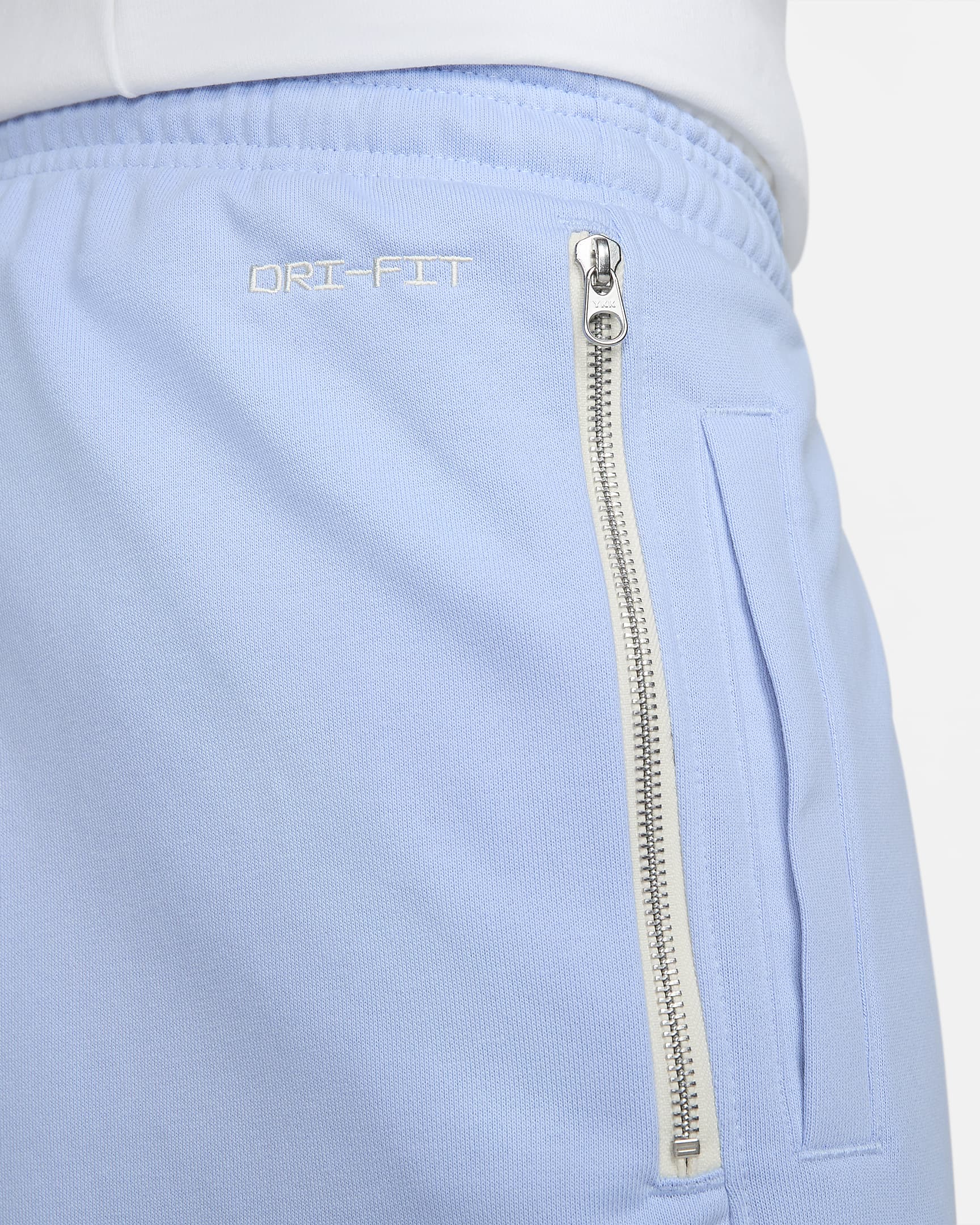 Nike Standard Issue Men's Dri-FIT Basketball Trousers. Nike UK